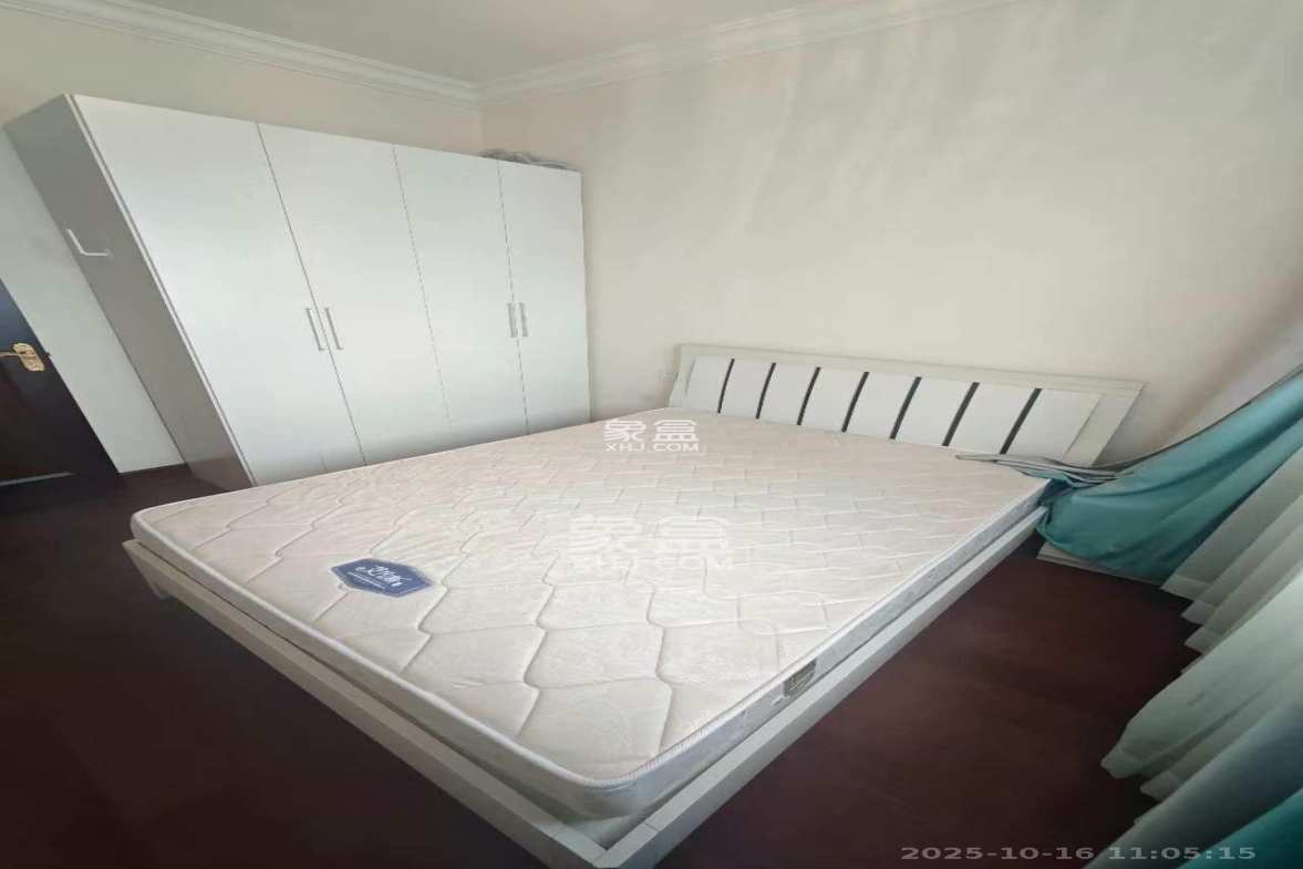 恒大御景天下城一期 3室2厅2卫 2200.0元/月 恒大御景天下城一期 3室2厅2卫 2200.0元/月室内图