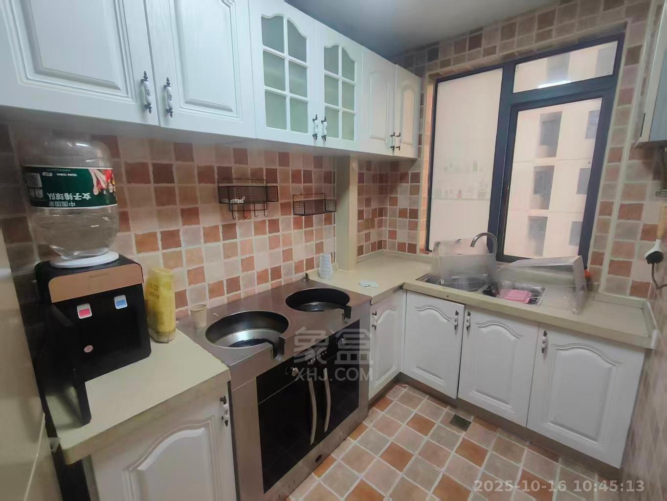 庐山春天早安华晨  3室2厅1卫    1900.0元/月室内图