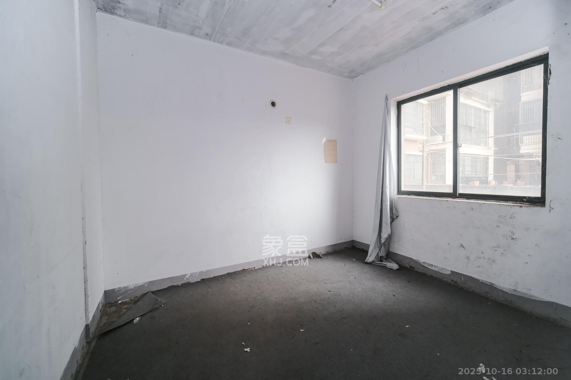 圆梦完美生活 2室1厅1卫 42.0万 圆梦完美生活 2室1厅1卫 42.0万卧室