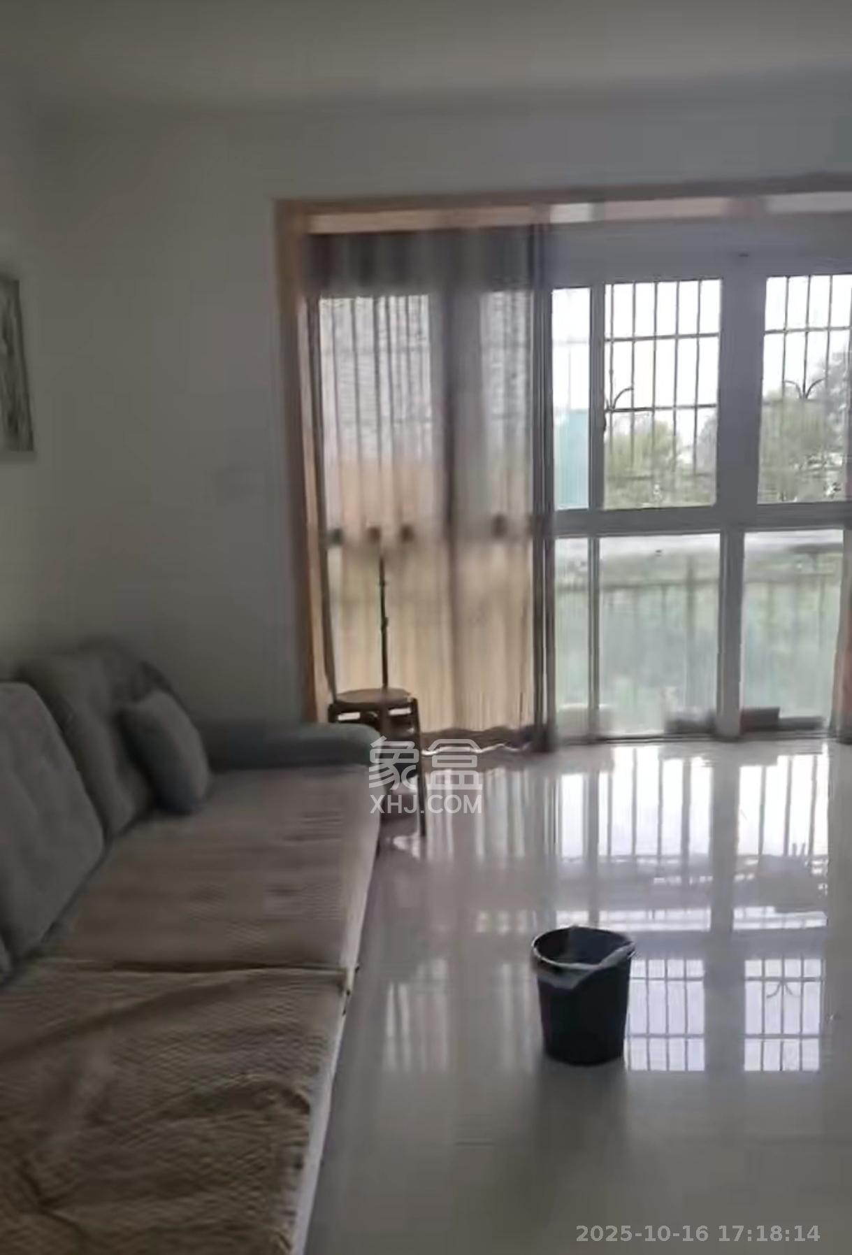 景环小区  2室2厅1卫    1680.0元/月室内图