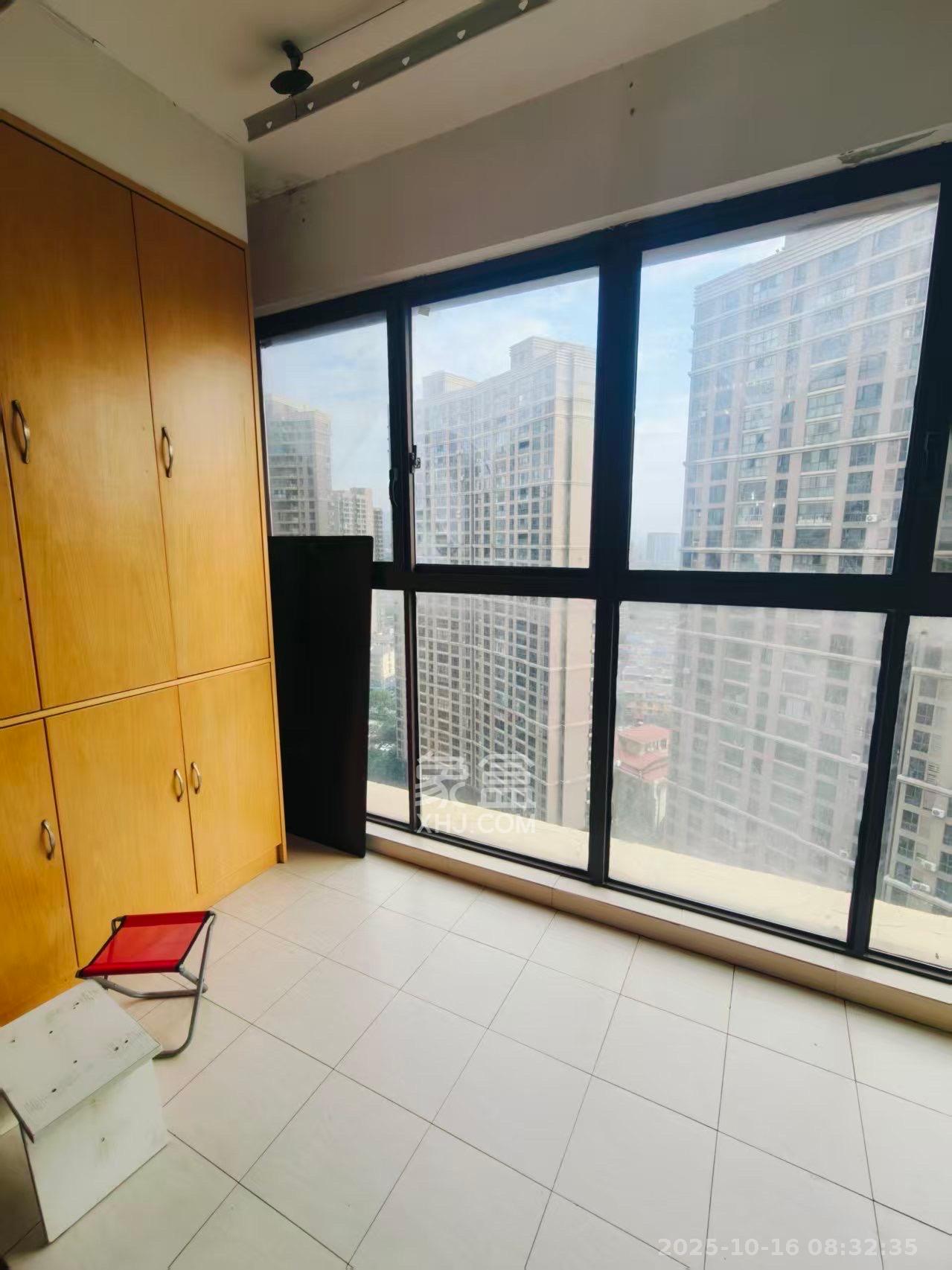 海洋半岛（月珑湾）  3室2厅1卫    2400.0元/月室内图