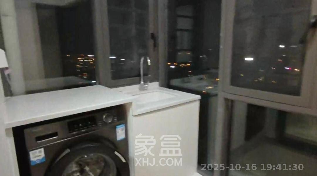 保利恒伟时光印象  4室2厅2卫    3200.0元/月室内图