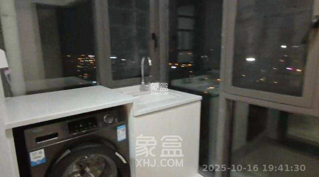 保利恒伟时光印象 4室2厅2卫 3200.0元/月 保利恒伟时光印象 4室2厅2卫 3200.0元/月室内图