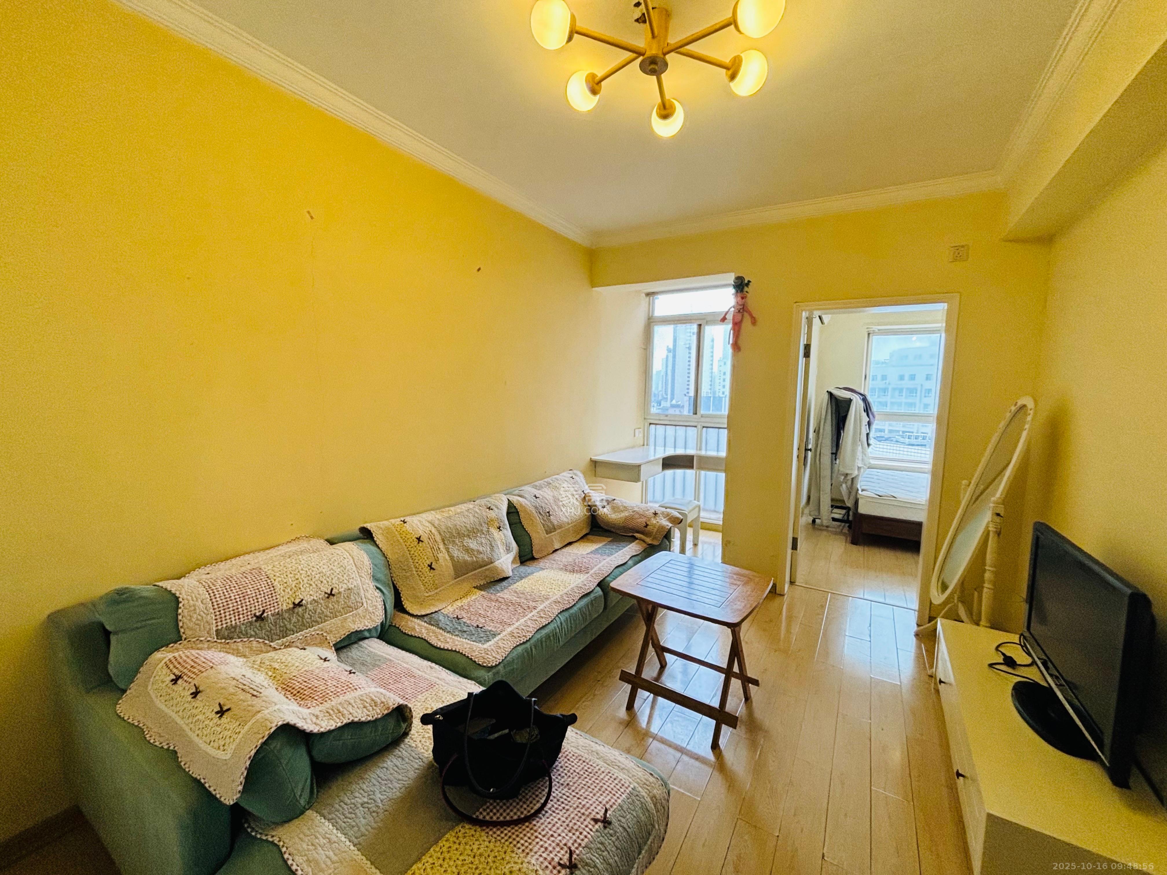 白沙晶城 1室1厅0卫 2000.0元/月 白沙晶城 1室1厅0卫 2000.0元/月室内图