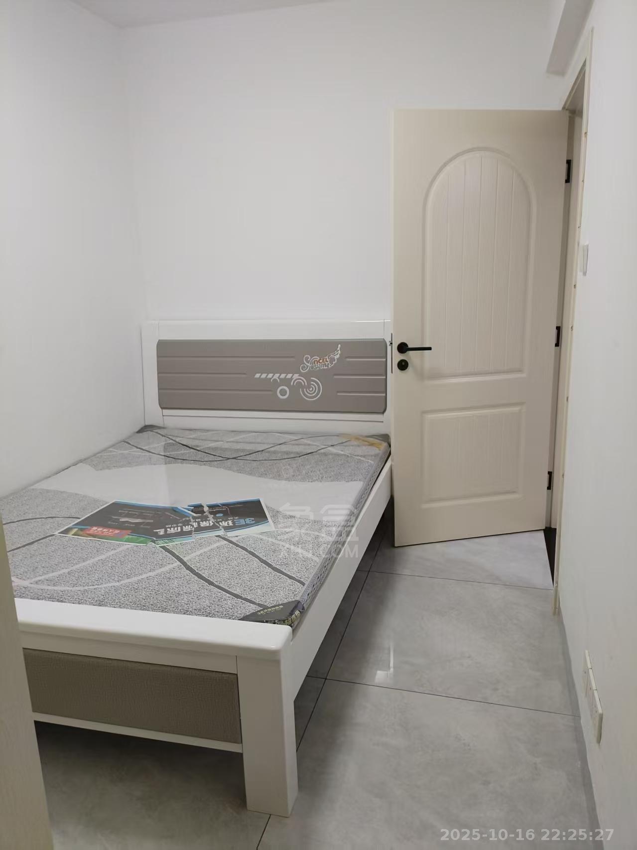 佳兆业金域天下三期 2室2厅1卫 1600.0元/月 佳兆业金域天下三期 2室2厅1卫 1600.0元/月室内图