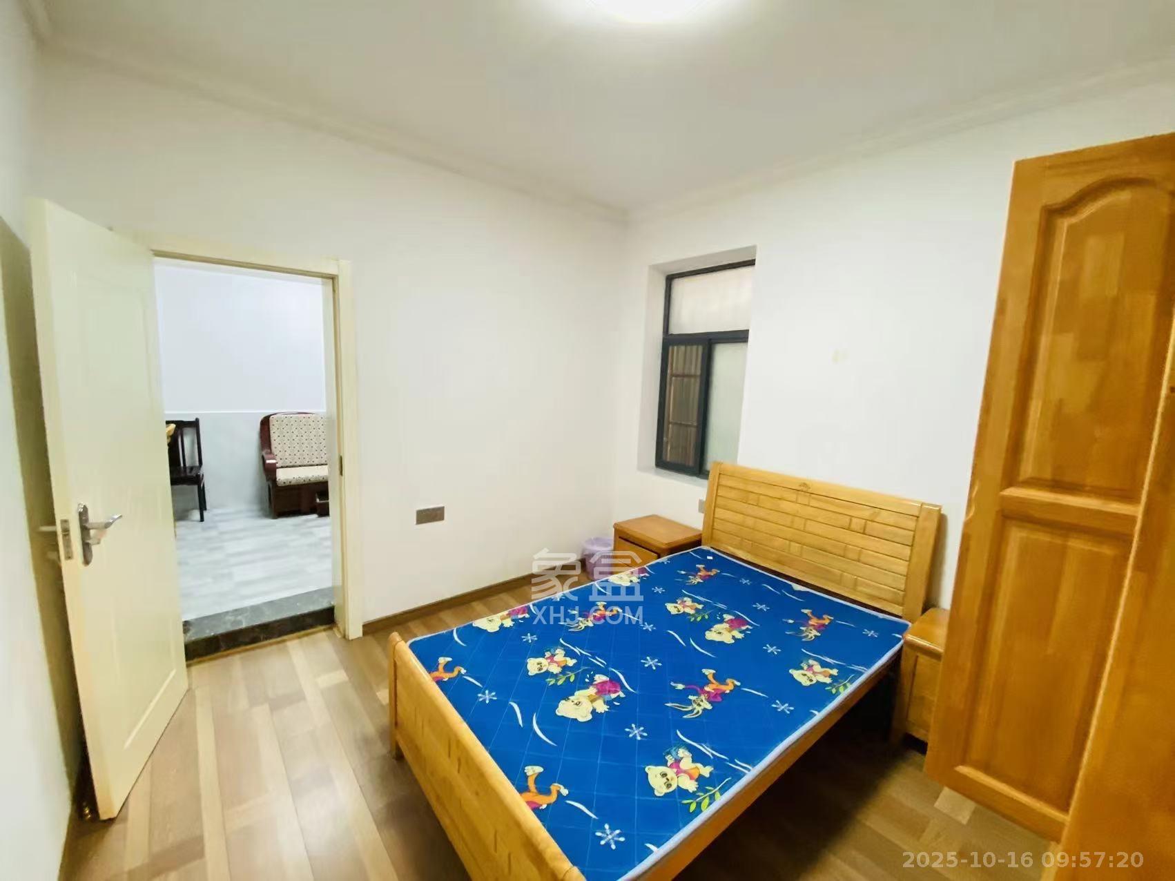 白沙街(白沙巷)散盘 3室2厅1卫 2600.0元/月 白沙街(白沙巷)散盘 3室2厅1卫 2600.0元/月室内图