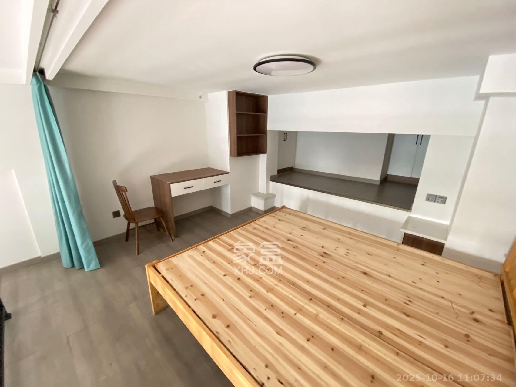 藏珑湖上公馆  1室1厅1卫    2500.0元/月室内图