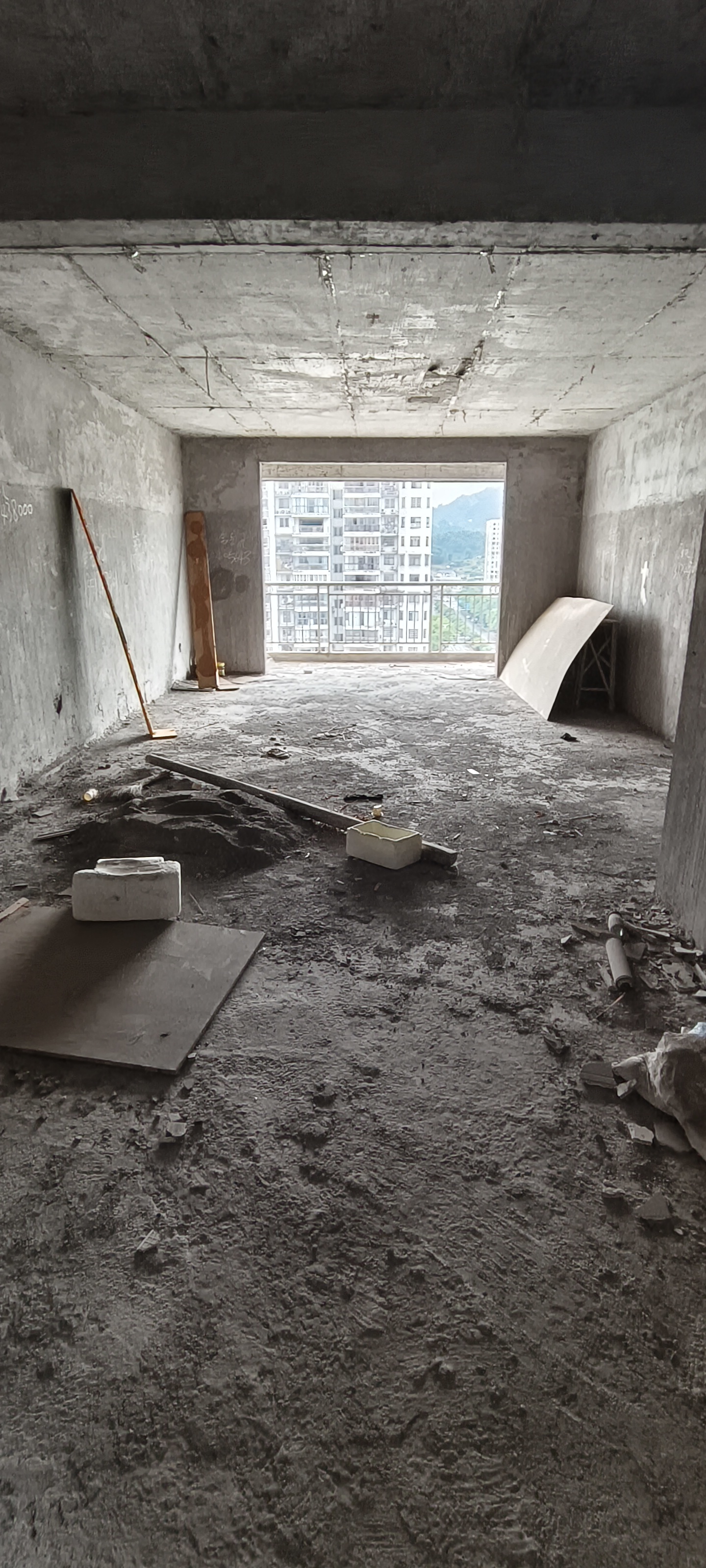 时代港湾 3室2厅2卫 42.0万 时代港湾 3室2厅2卫 42.0万客厅