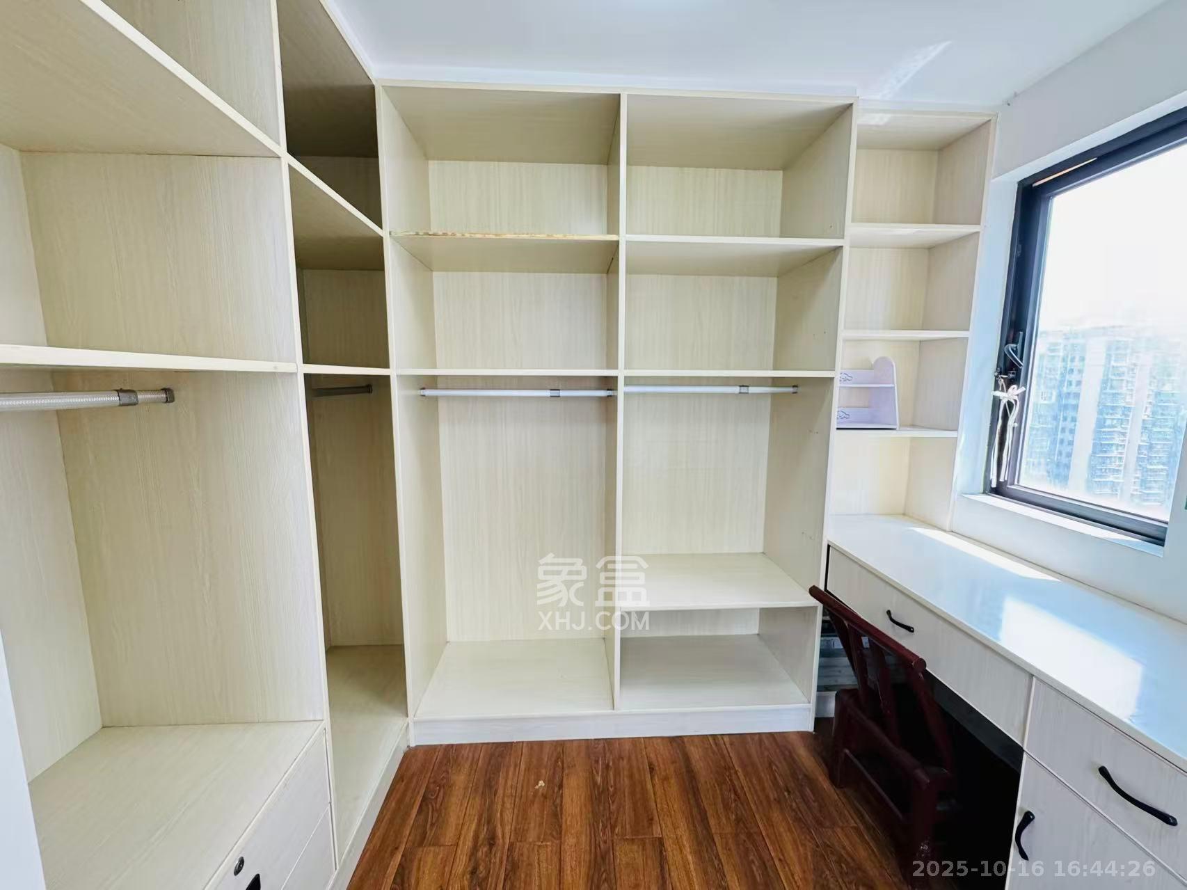 协信星澜汇 3室2厅1卫 3200.0元/月 协信星澜汇 3室2厅1卫 3200.0元/月室内图