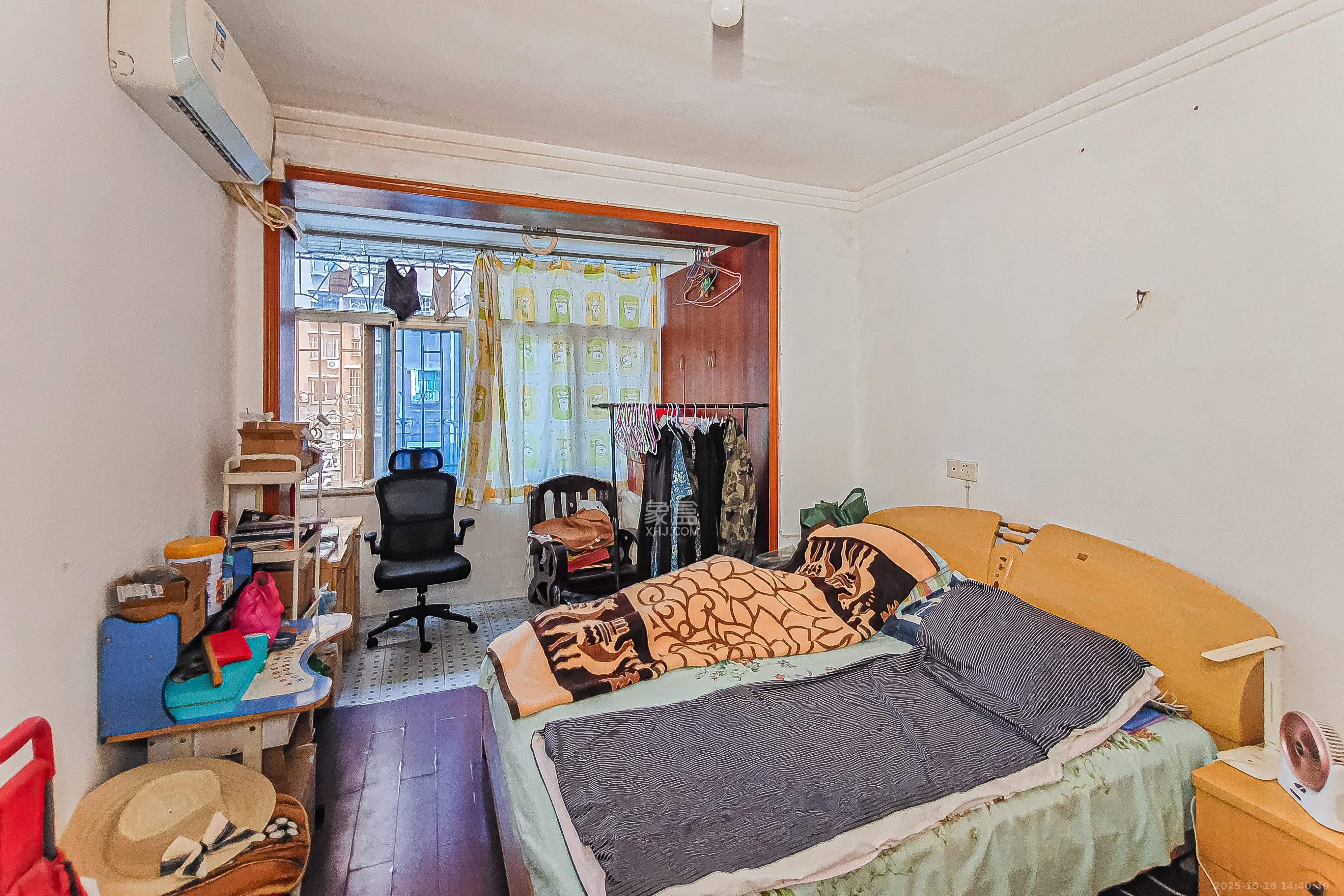 荣安宿舍  2室1厅1卫    36.8万卧室