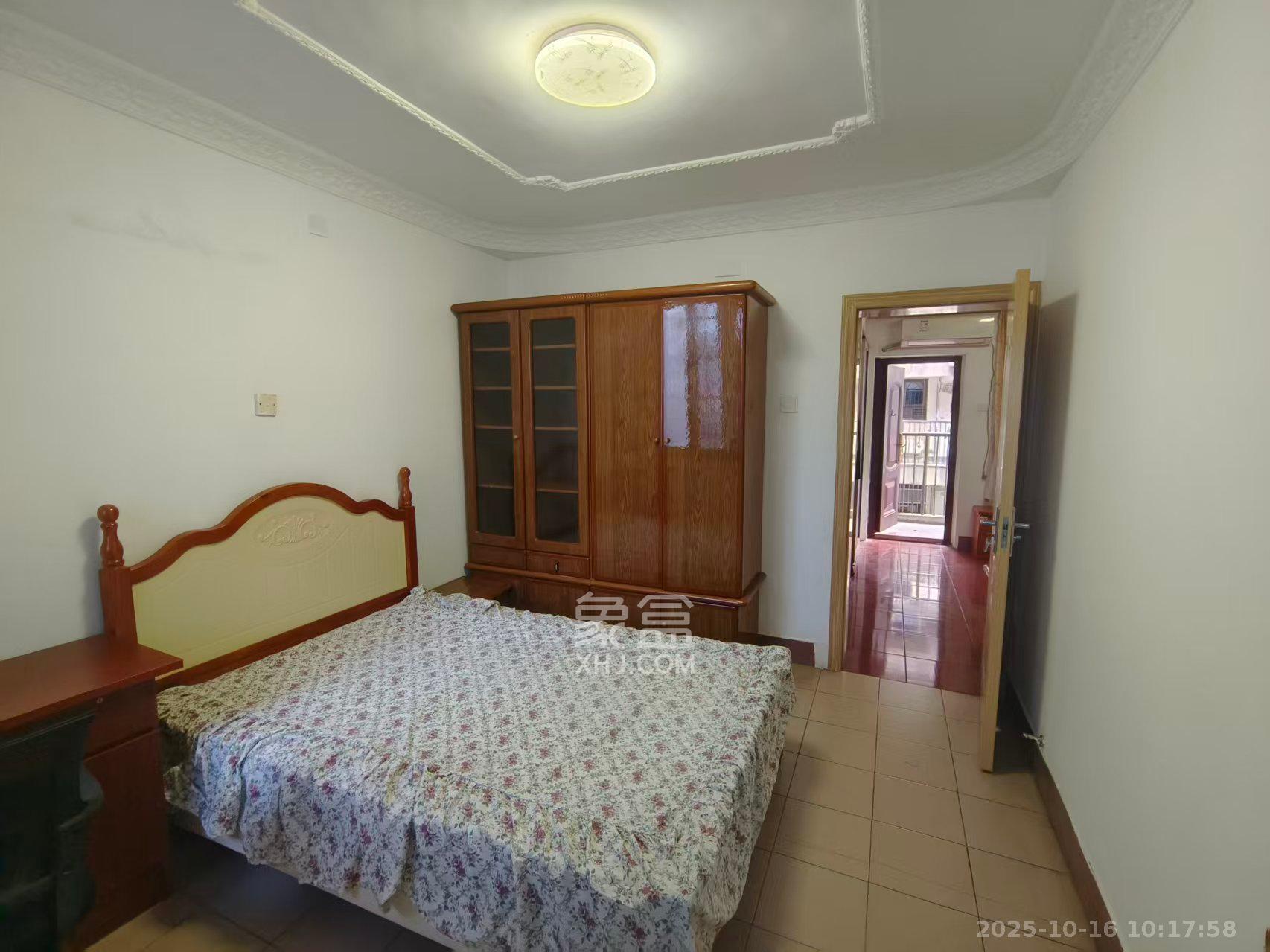 信达大厦  2室1厅1卫    1600.0元/月室内图