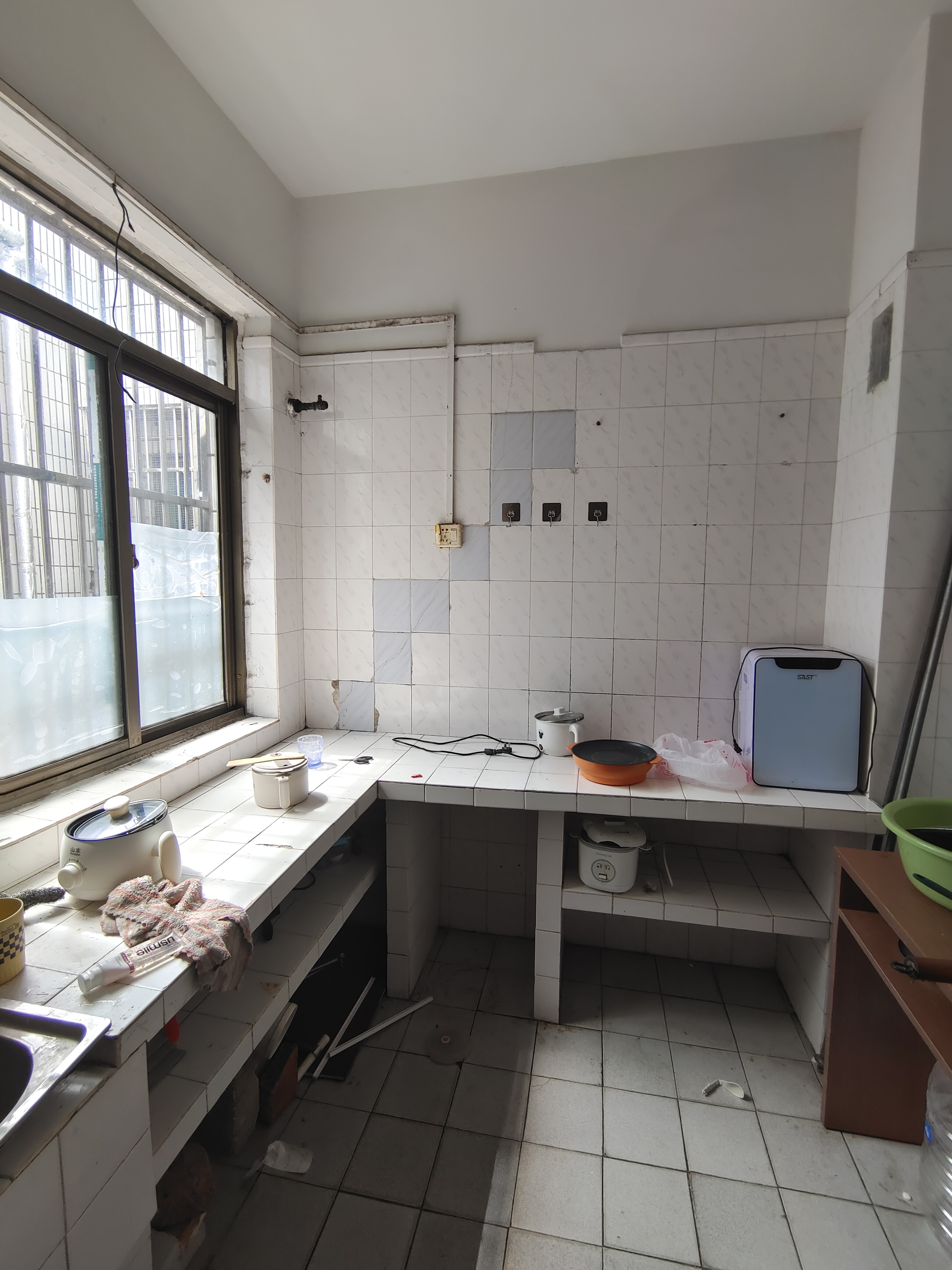 富豪大厦(富豪花园) 3室1厅1卫 1900.0元/月 富豪大厦(富豪花园) 3室1厅1卫 1900.0元/月室内图