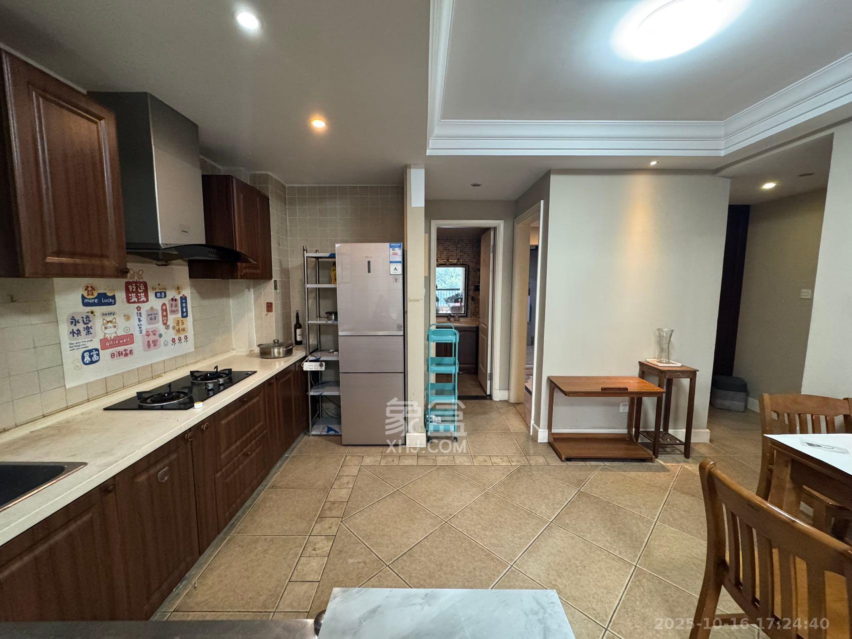 保利城(中航城国际社区、郡原美村)  2室1厅1卫    1800.0元/月 保利城(中航城国际社区、郡原美村)  2室1厅1卫    1800.0元/月室内图