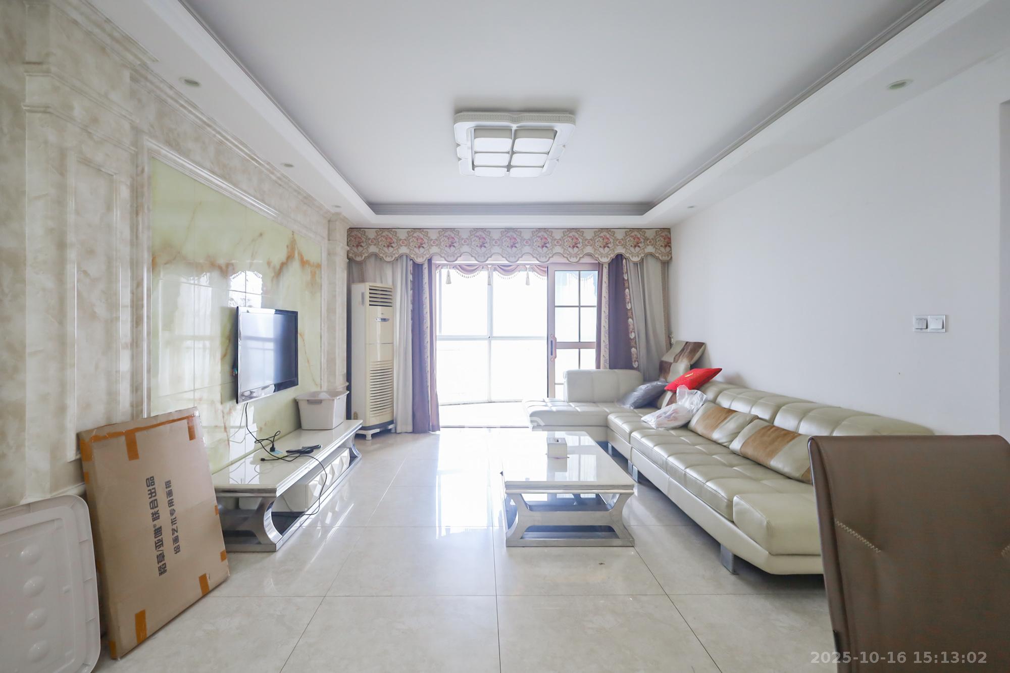 美林银谷  3室2厅2卫    88.0万