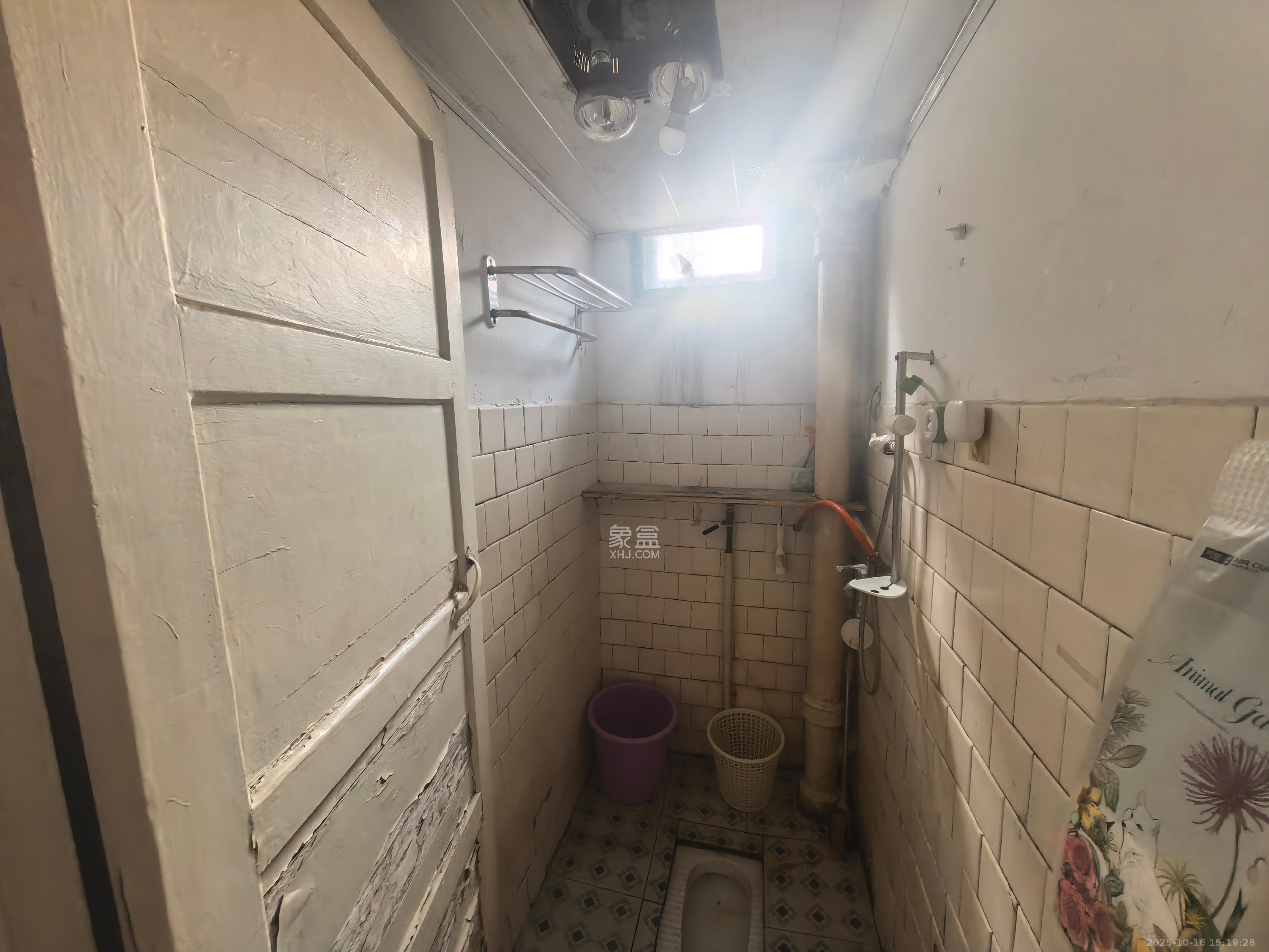 晓塘村  2室1厅1卫    600.0元/月室内图