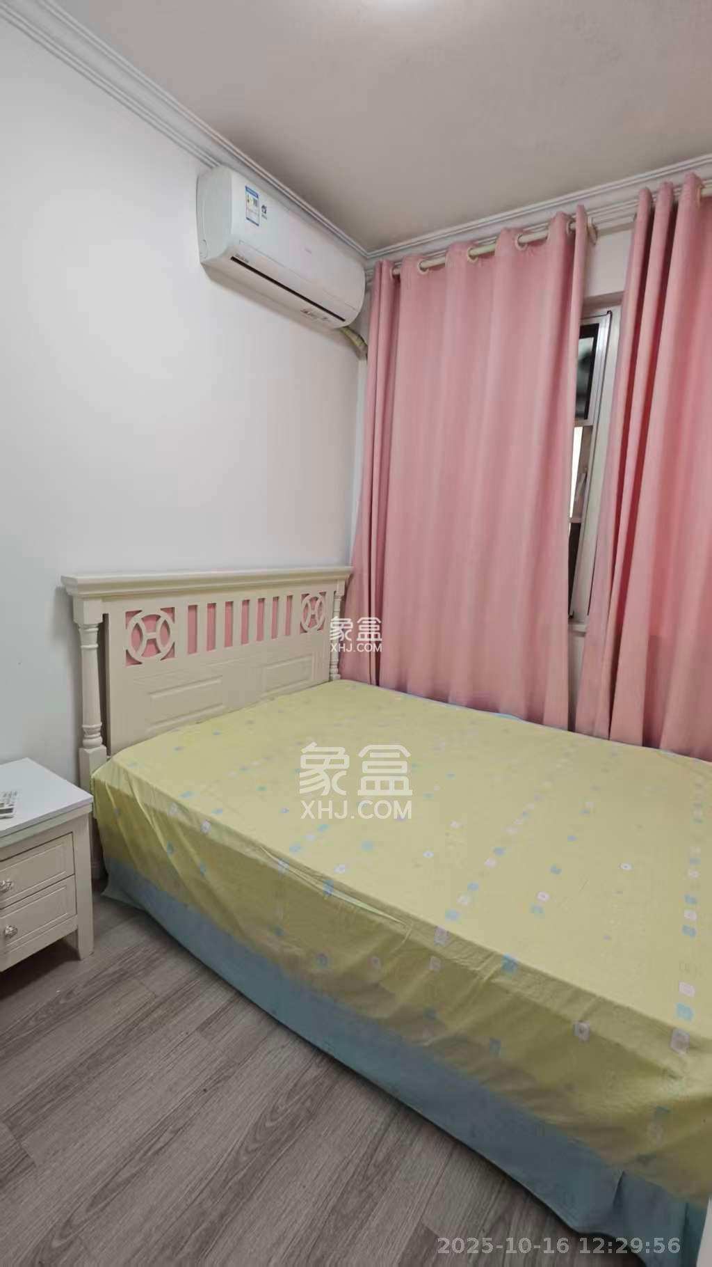 绿地香树花城 3室2厅1卫 1600.0元/月 绿地香树花城 3室2厅1卫 1600.0元/月室内图