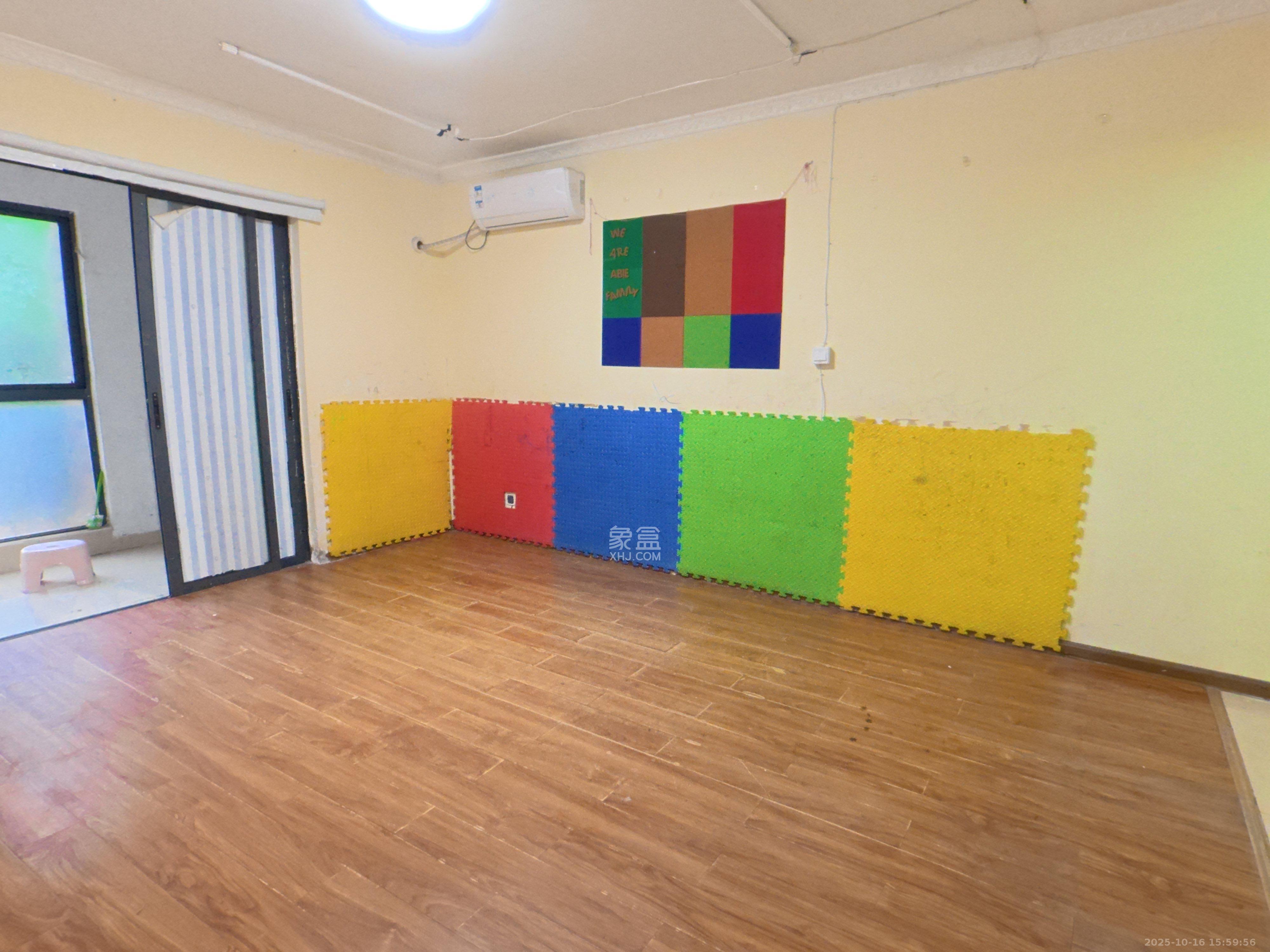 中建芙蓉嘉苑 3室1厅1卫 2800.0元/月 中建芙蓉嘉苑 3室1厅1卫 2800.0元/月室内图