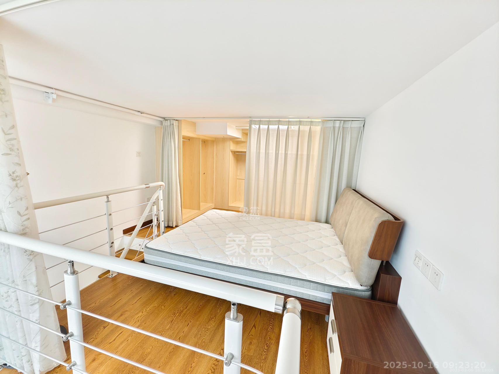 裕天国际商汇中心  1室1厅1卫    1800.0元/月 裕天国际商汇中心  1室1厅1卫    1800.0元/月室内图