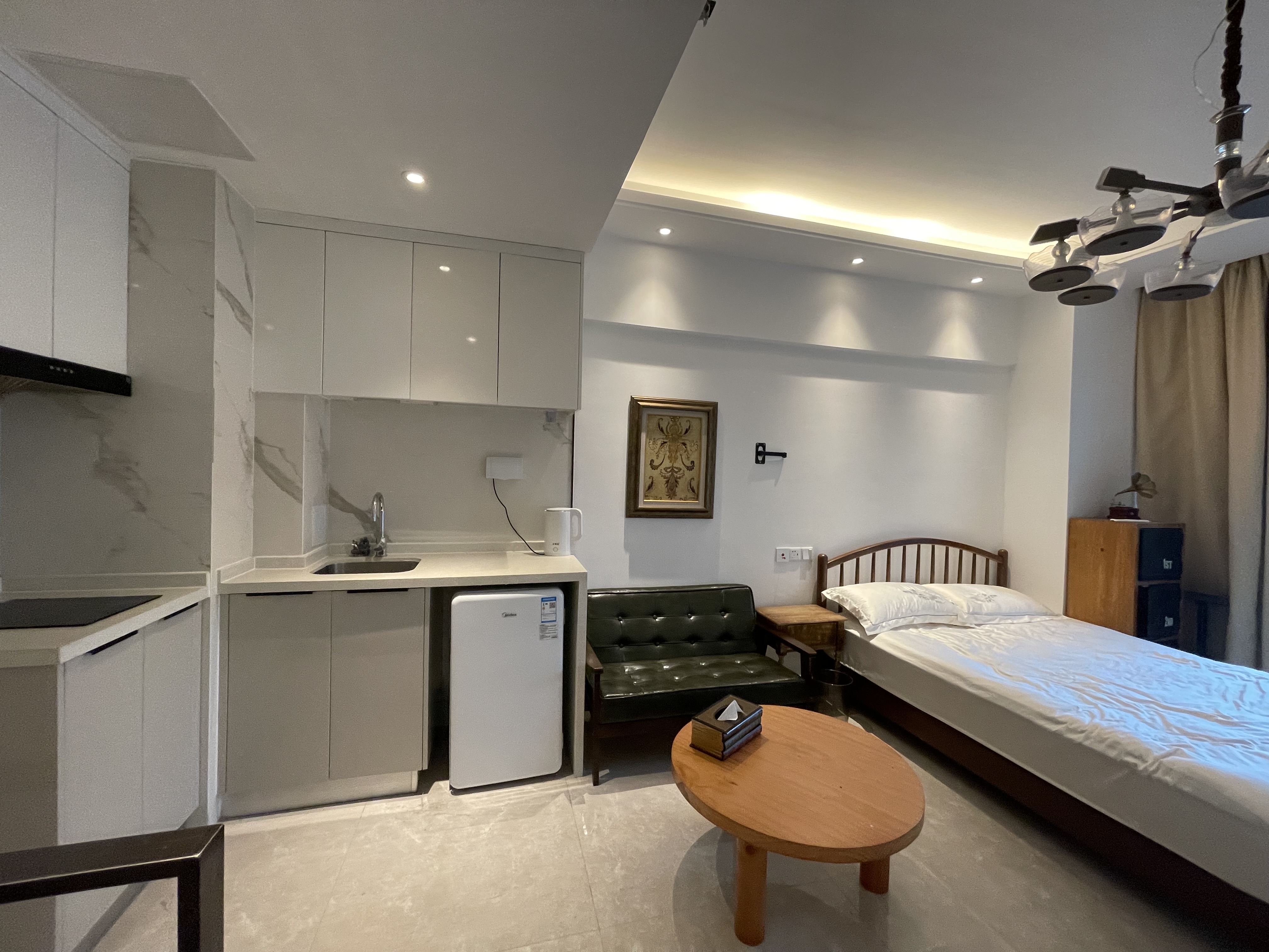 龙湖光年 2室1厅1卫 3600.0元/月 龙湖光年 2室1厅1卫 3600.0元/月室内图