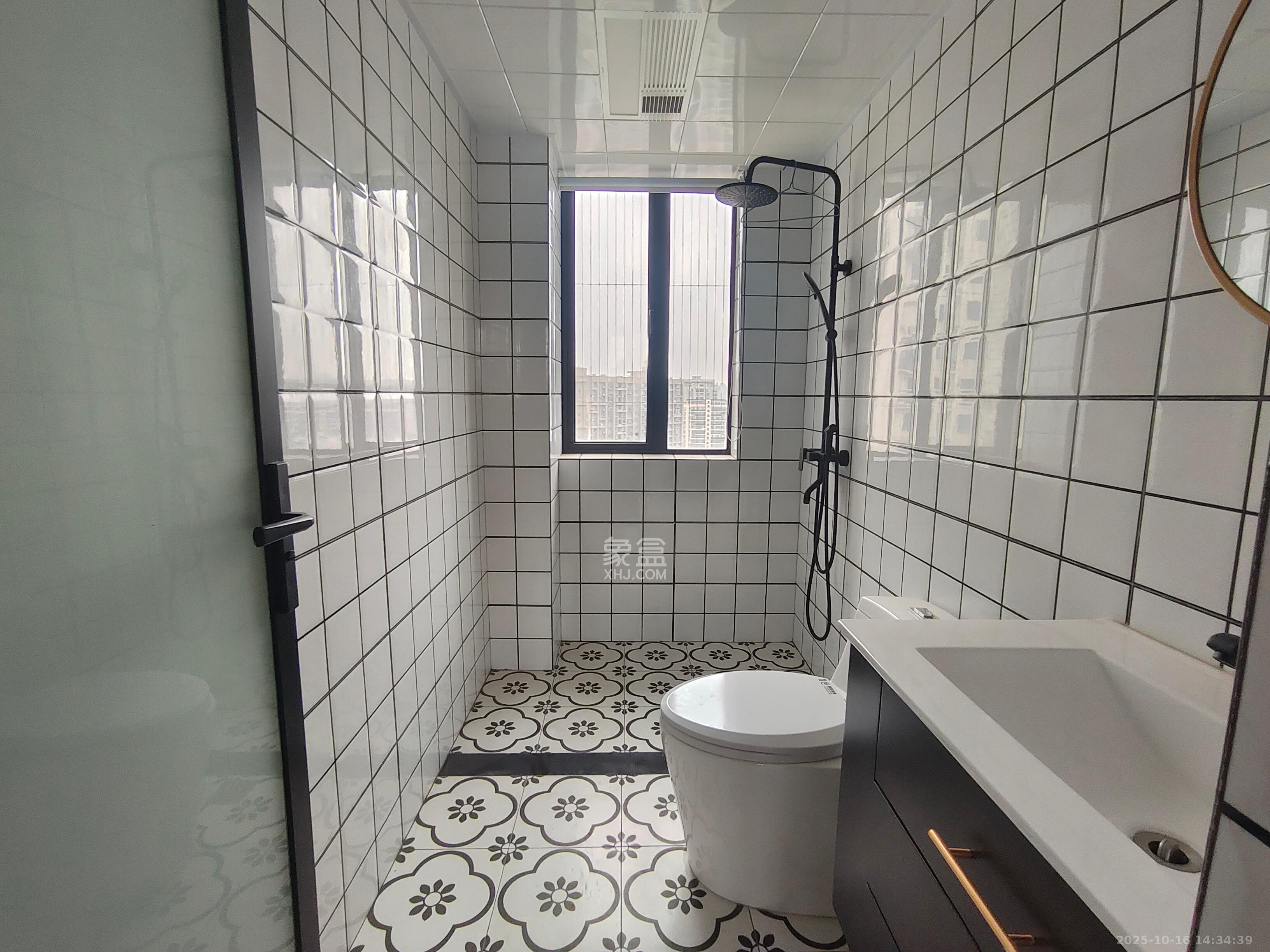 丽水熙园  3室2厅2卫    2900.0元/月 丽水熙园  3室2厅2卫    2900.0元/月室内图