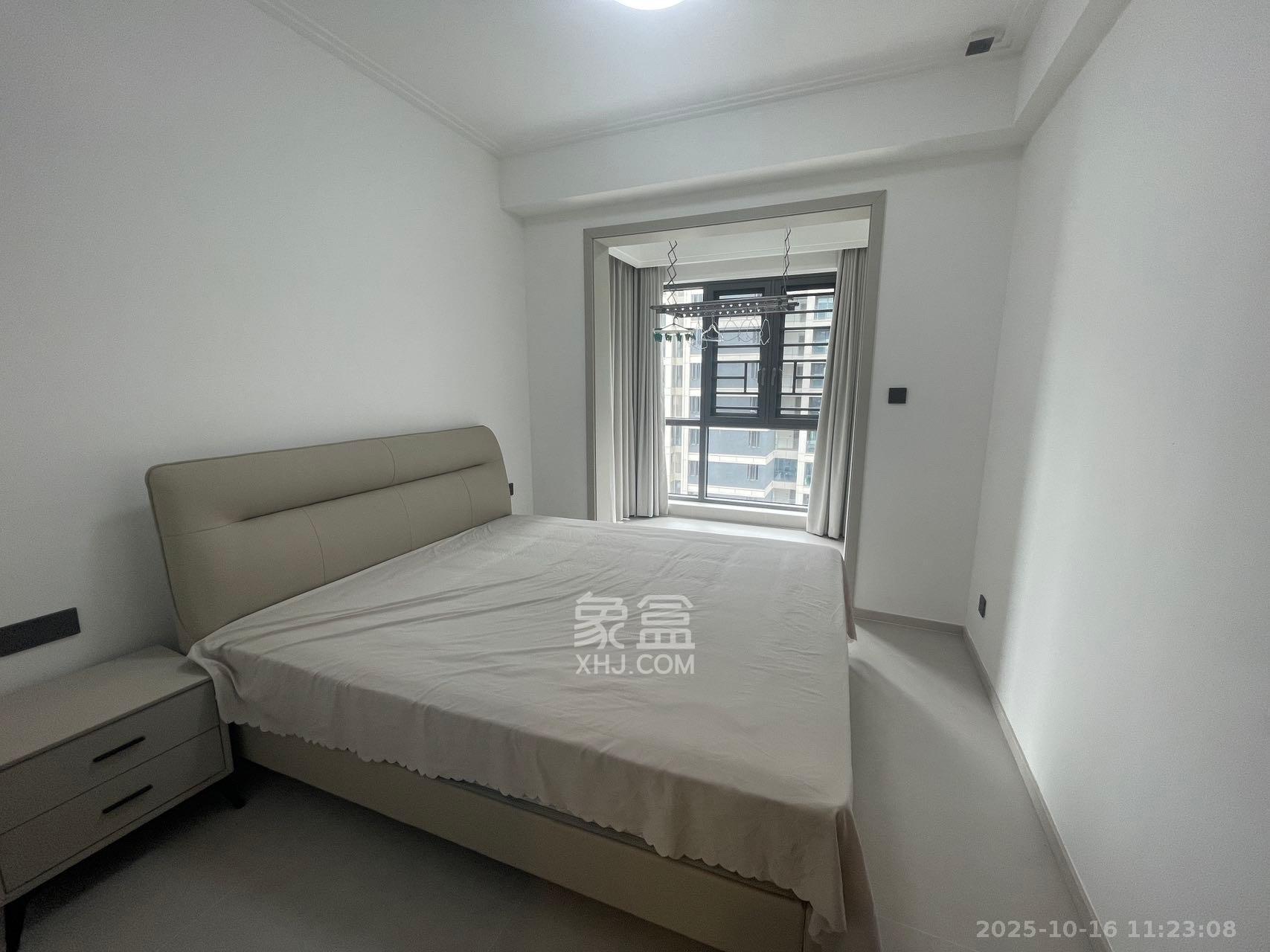 绿地V岛  3室2厅2卫    4190.0元/月 绿地V岛  3室2厅2卫    4190.0元/月室内图