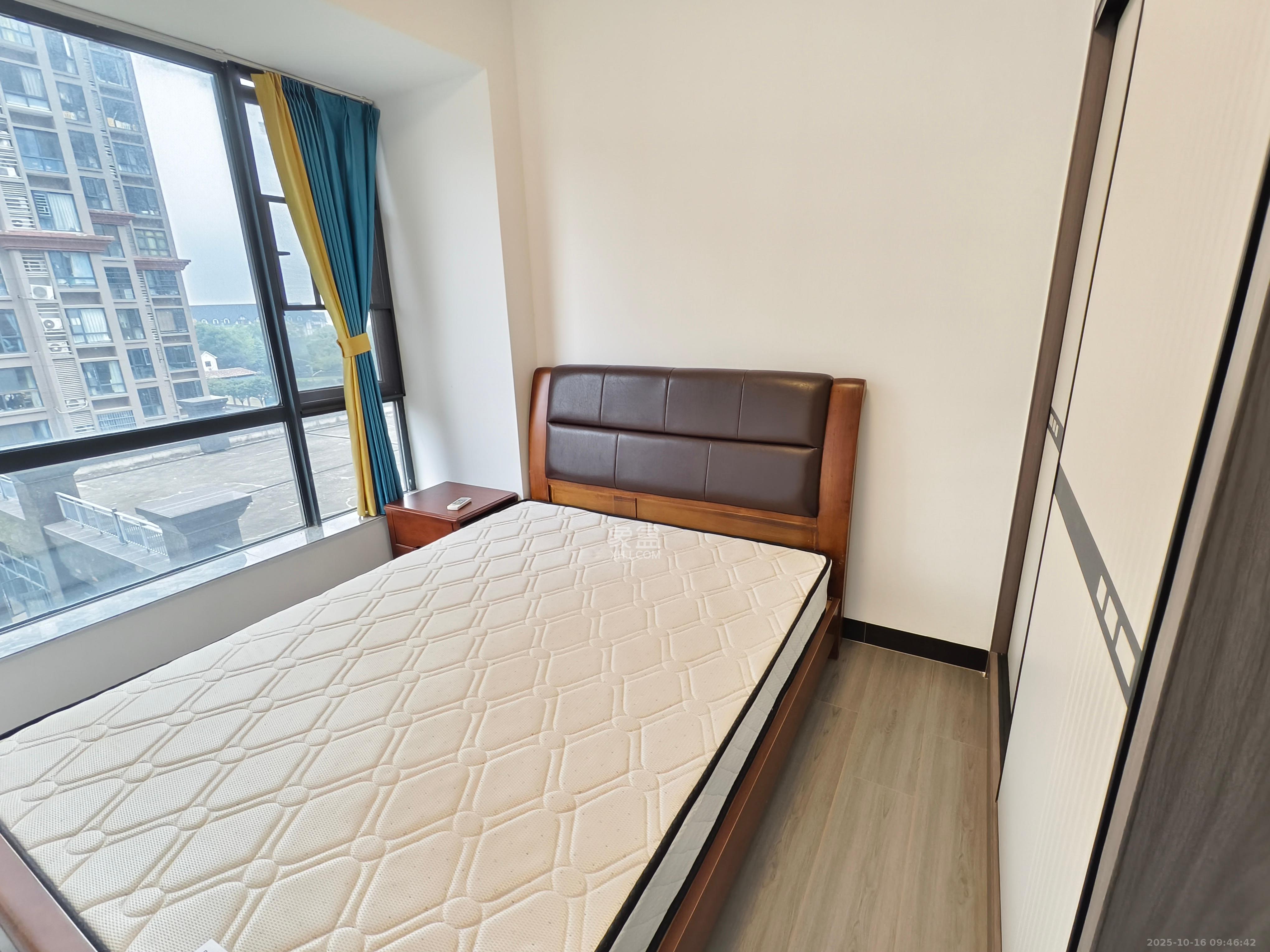 松雅湖壹号  4室2厅2卫    3200.0元/月 松雅湖壹号  4室2厅2卫    3200.0元/月室内图