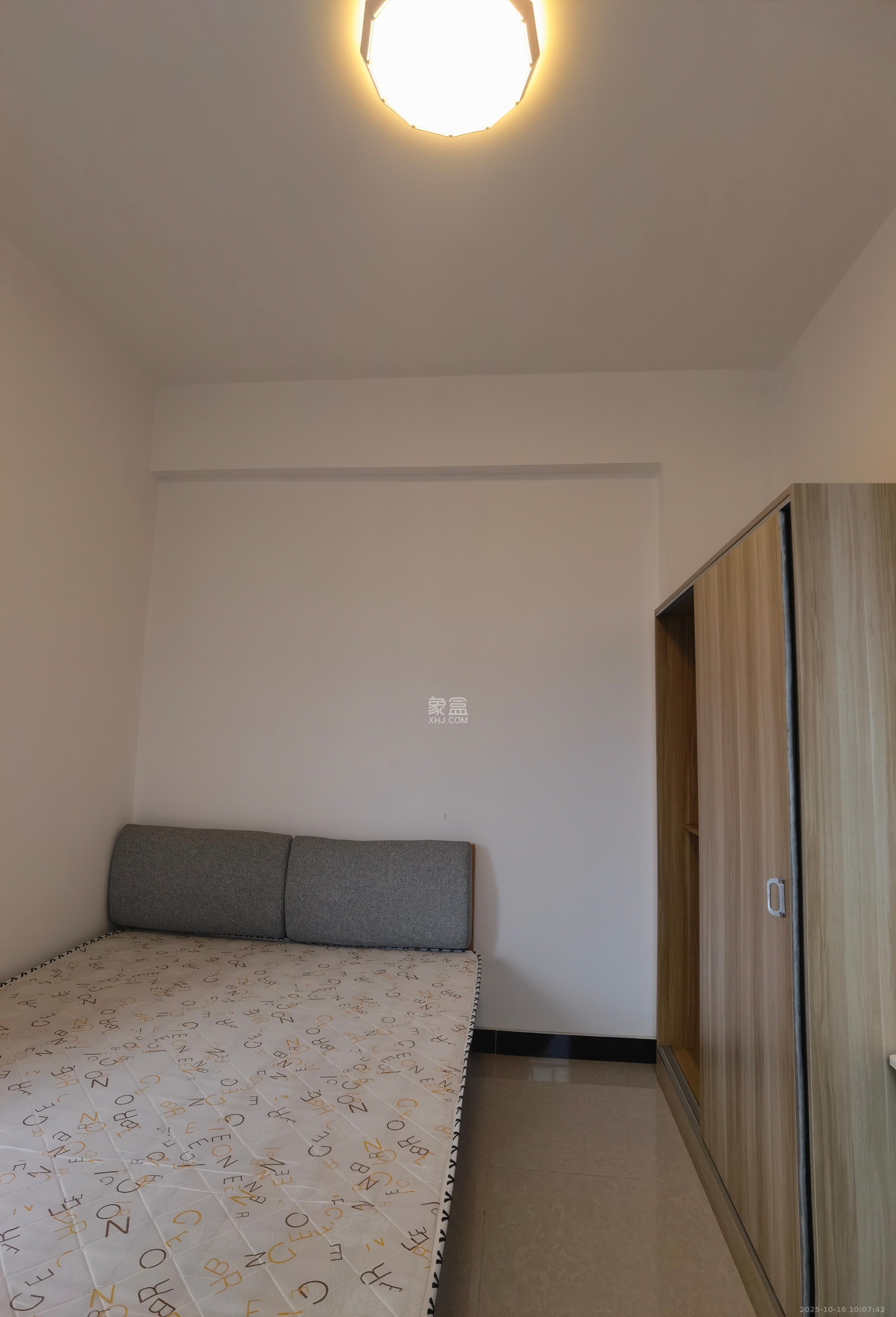 明大佳园  2室1厅1卫    3000.0元/月 明大佳园  2室1厅1卫    3000.0元/月室内图