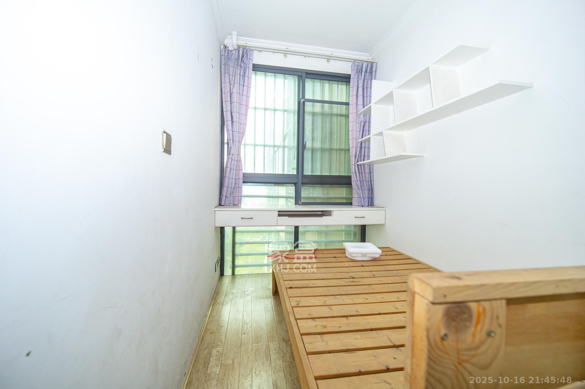 申湘宽境 2室2厅1卫 46.8万 申湘宽境 2室2厅1卫 46.8万卧室