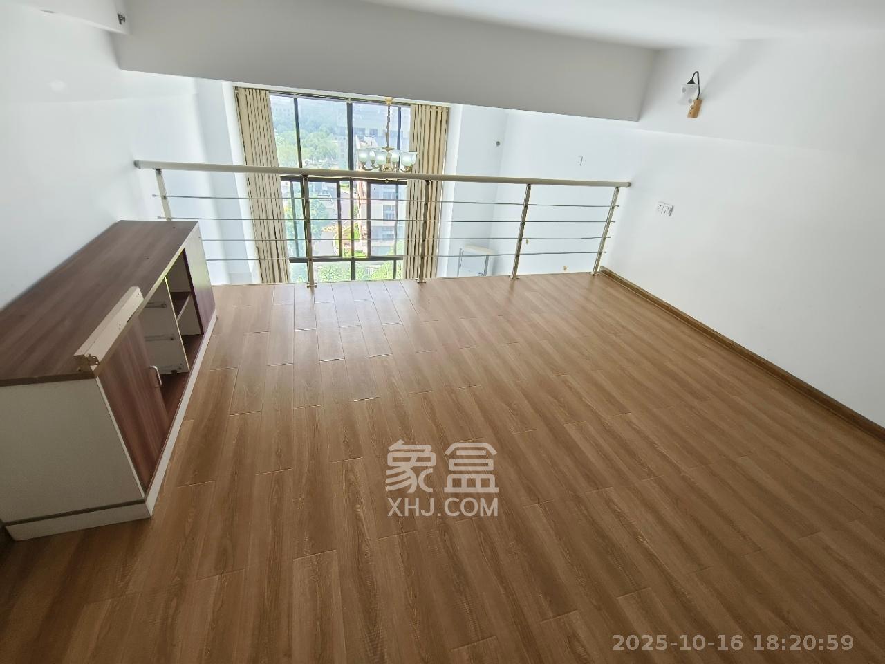 金科时代中心  1室1厅0卫    1500.0元/月 金科时代中心  1室1厅0卫    1500.0元/月室内图