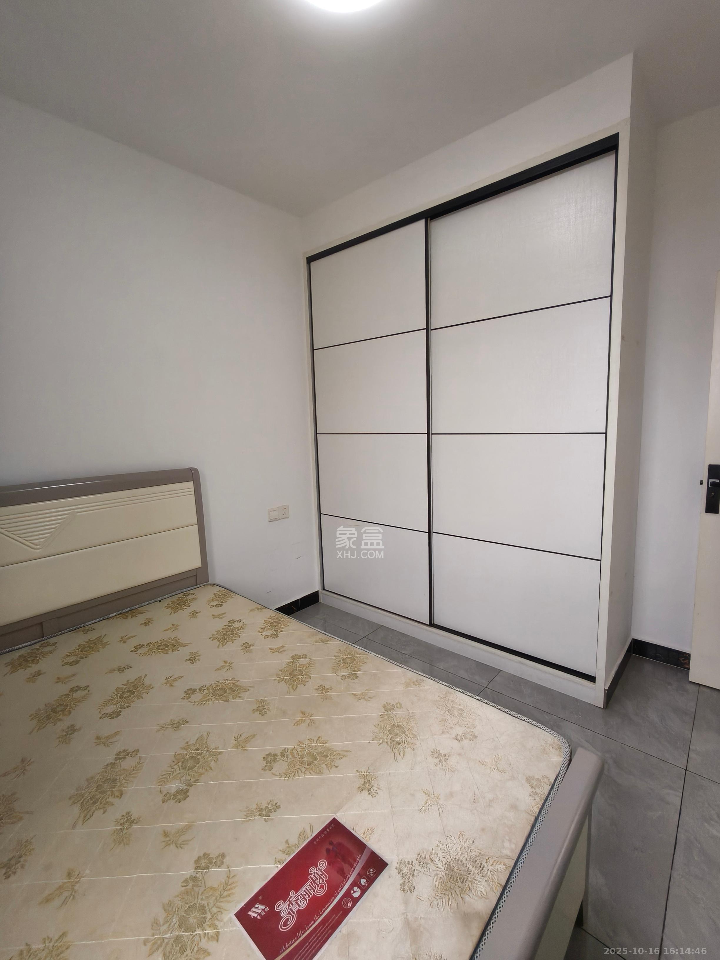 星城新宇川河苑  1室1厅1卫    1300.0元/月 星城新宇川河苑  1室1厅1卫    1300.0元/月室内图