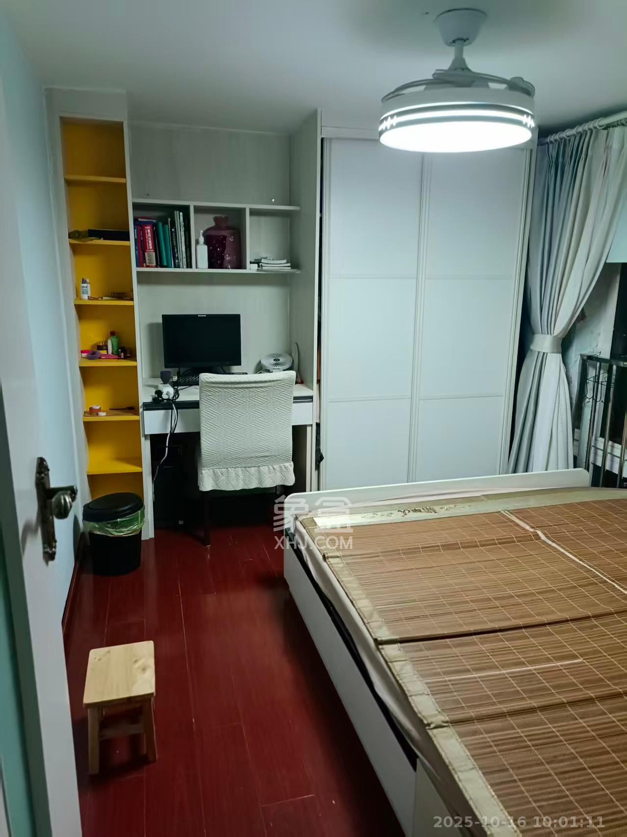 他城（天鸿时代公寓）  3室2厅1卫    2500.0元/月室内图