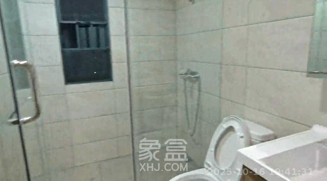 保利恒伟时光印象  4室2厅2卫    3200.0元/月室内图