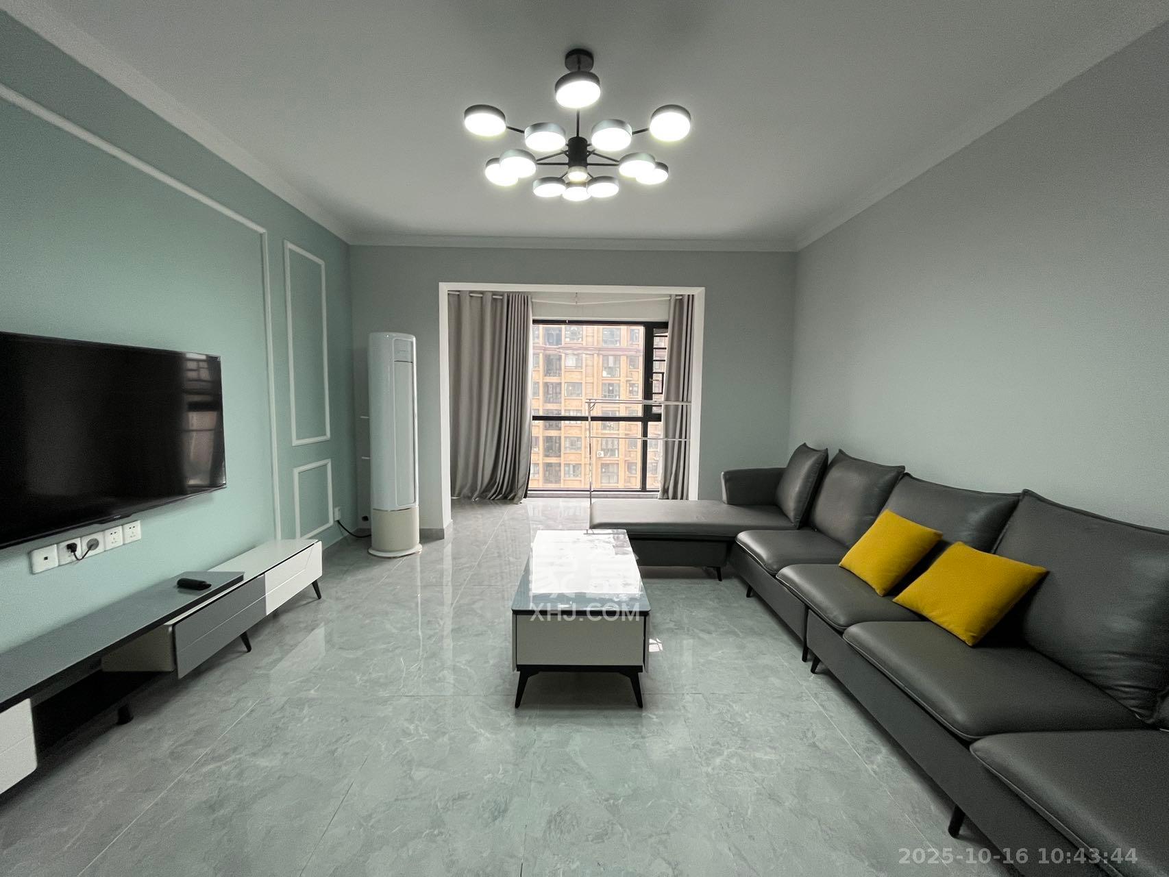 兴汝金城  3室2厅2卫    3000.0元/月 兴汝金城  3室2厅2卫    3000.0元/月