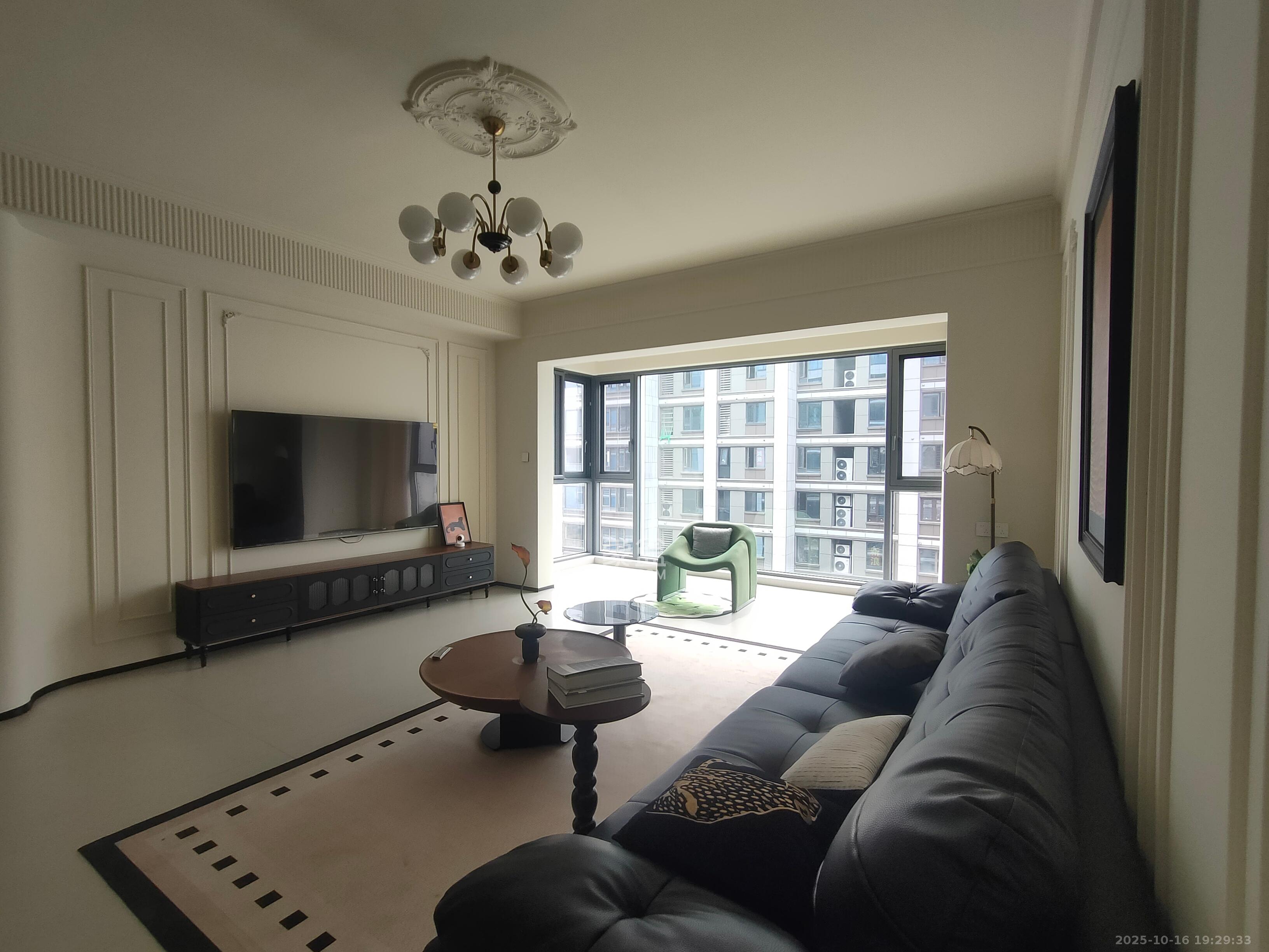 长沙檀府  4室2厅2卫    9000.0元/月 长沙檀府  4室2厅2卫    9000.0元/月