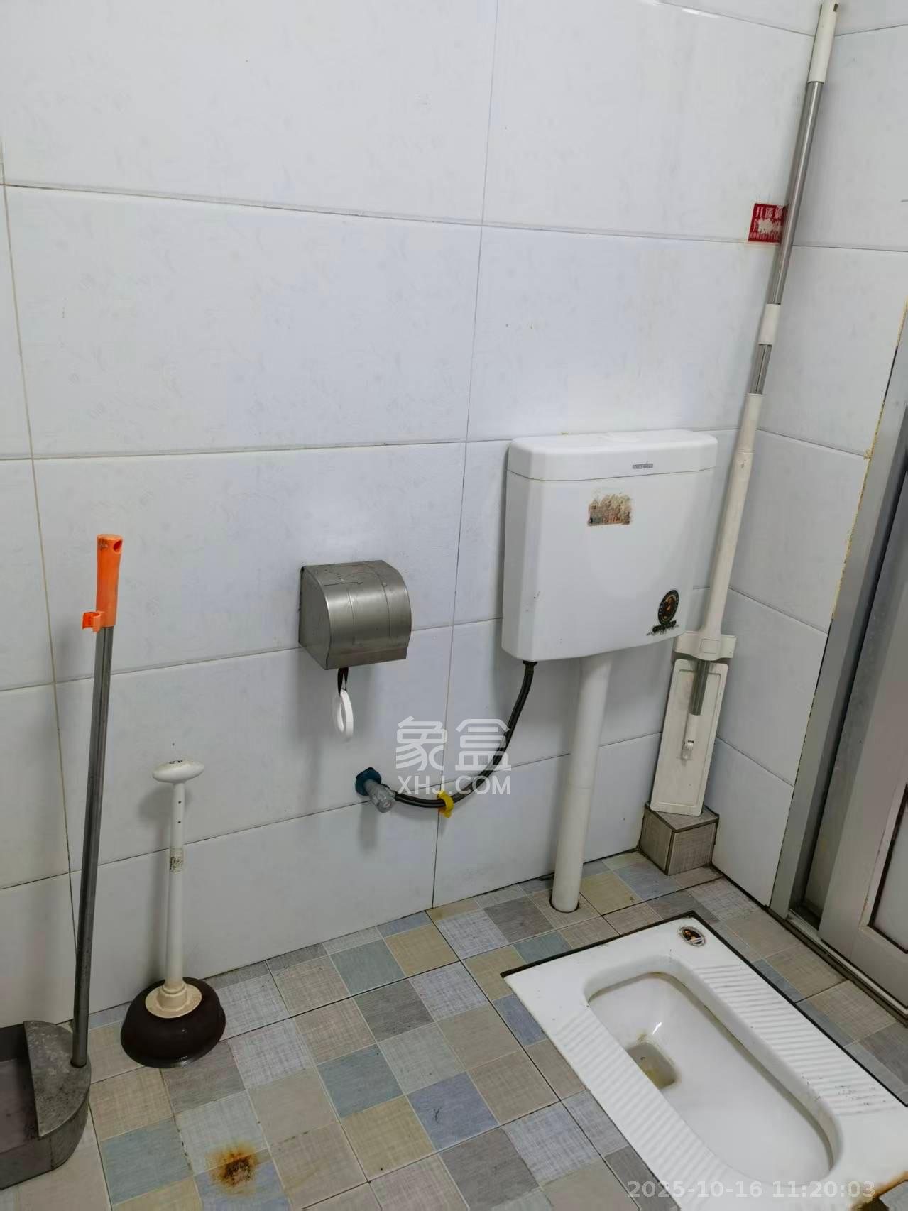 福嘉园  1室1厅1卫    1400.0元/月室内图