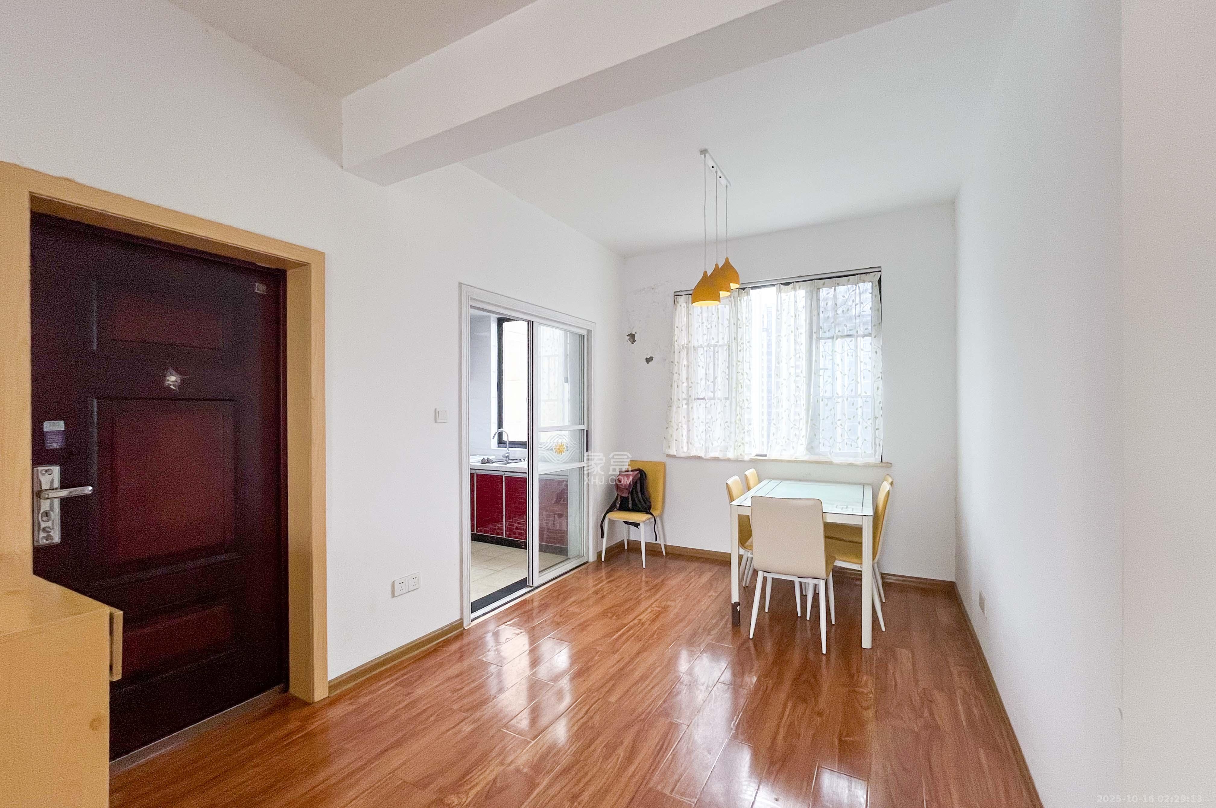 君康家园(梅溪湖七喜街) 4室2厅2卫 228.0万 君康家园(梅溪湖七喜街) 4室2厅2卫 228.0万其他