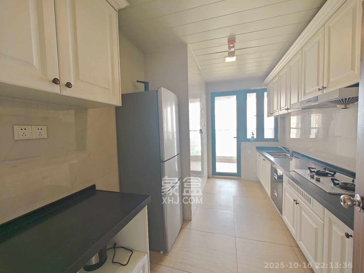 碧桂园威尼斯城  4室2厅3卫    4000.0元/月 碧桂园威尼斯城  4室2厅3卫    4000.0元/月室内图