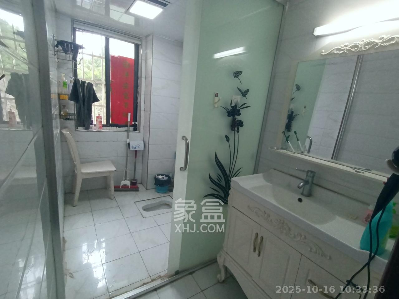 金科东方大院三四期  3室2厅2卫    2500.0元/月室内图