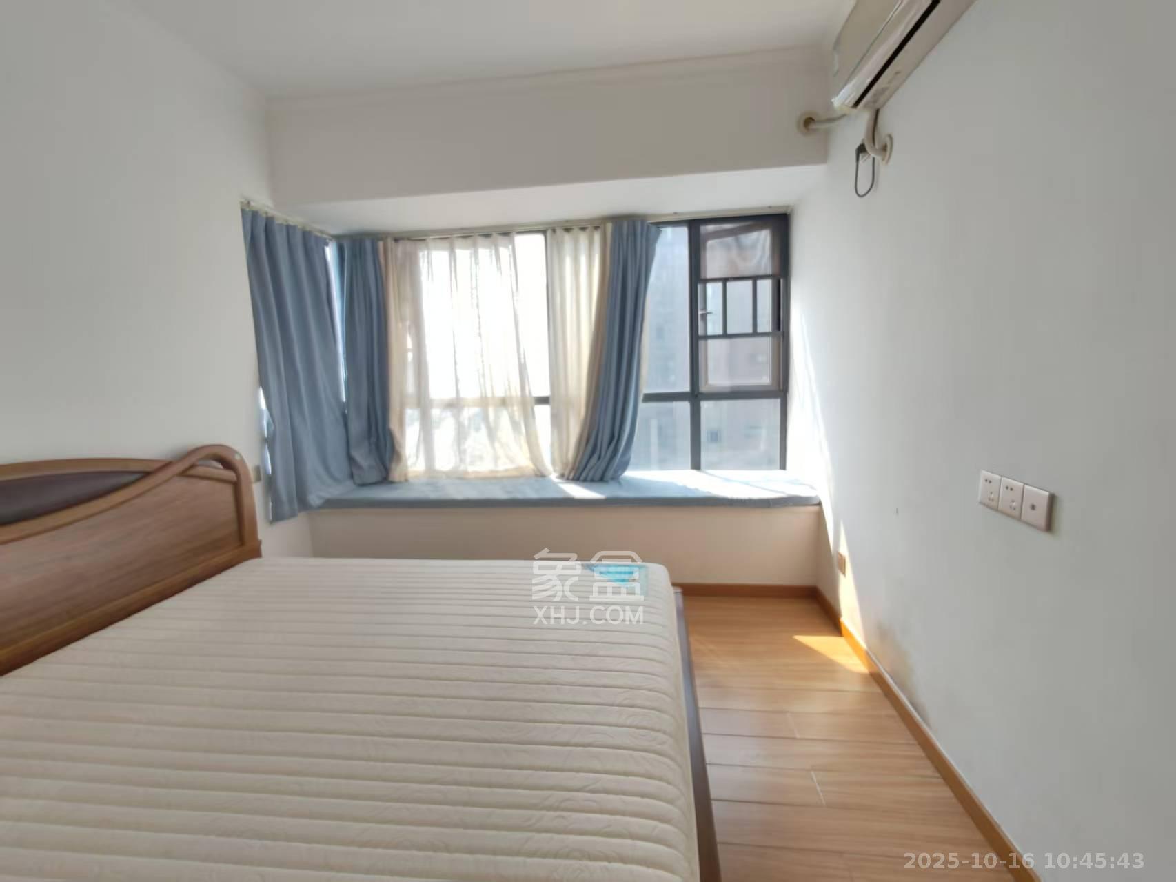 新景未来城 1室2厅2卫 1600.0元/月 新景未来城 1室2厅2卫 1600.0元/月室内图