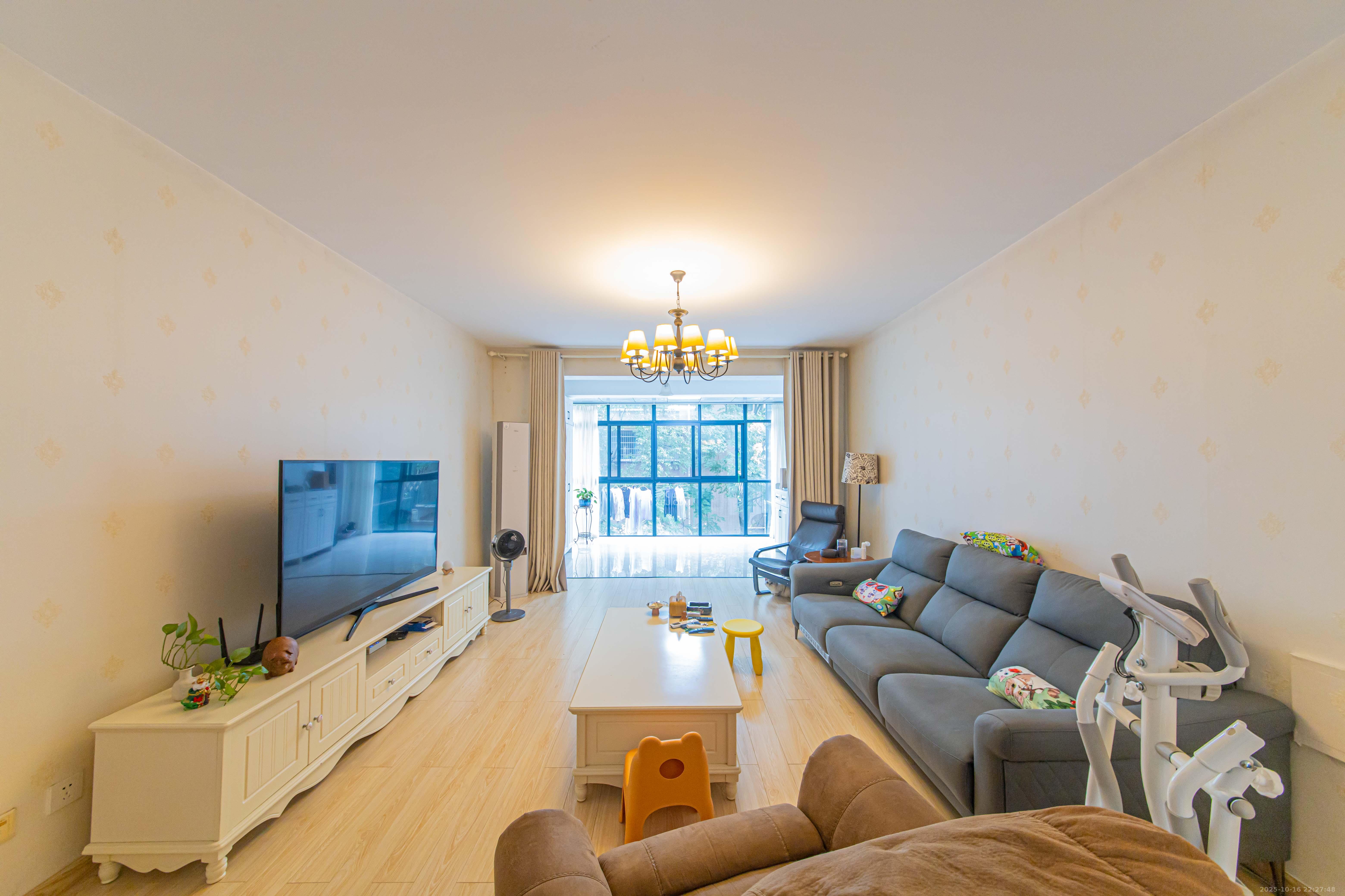 银桂苑  3室2厅2卫    108.0万