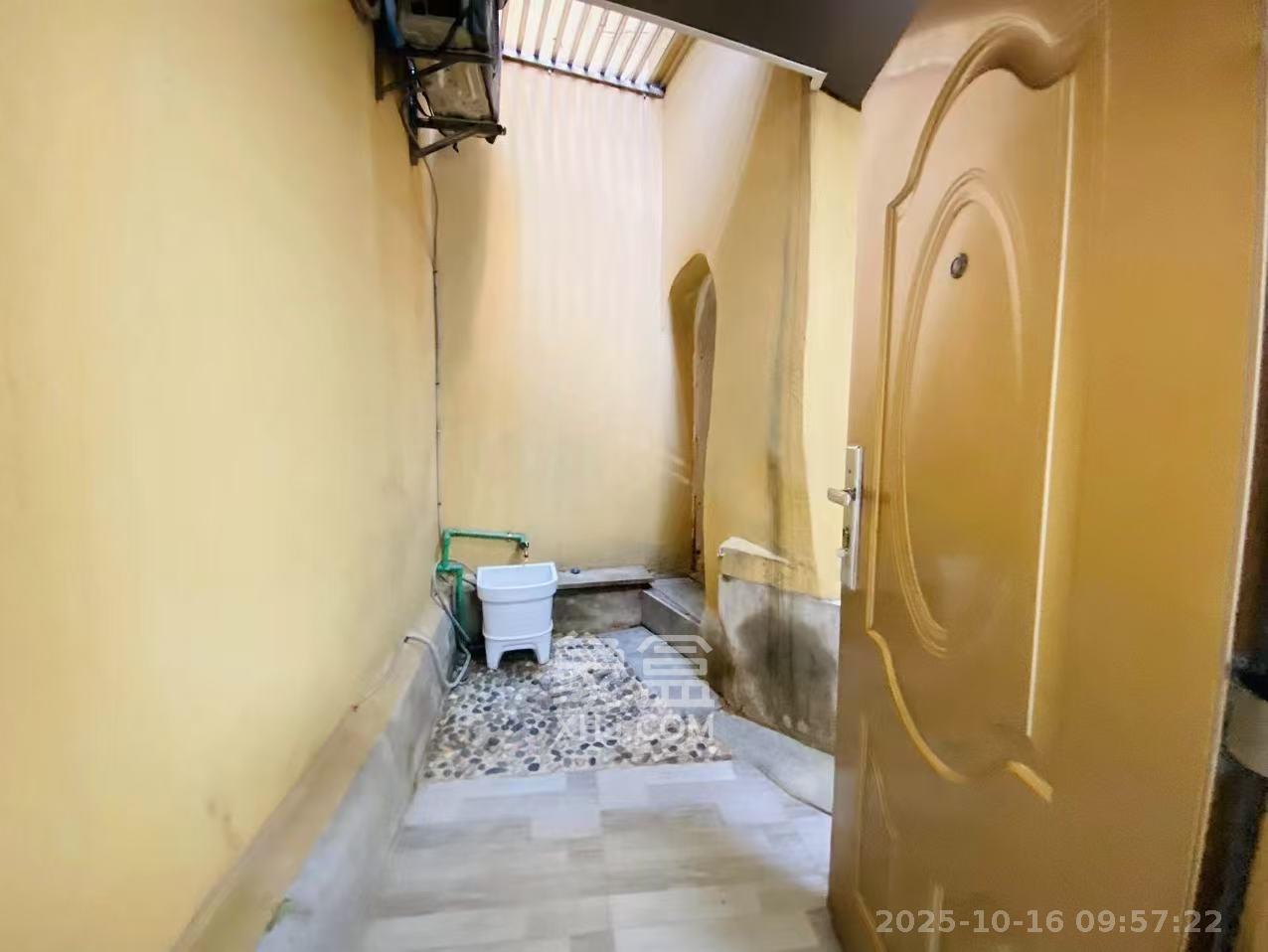 白沙街(白沙巷)散盘 3室2厅1卫 2600.0元/月 白沙街(白沙巷)散盘 3室2厅1卫 2600.0元/月室内图