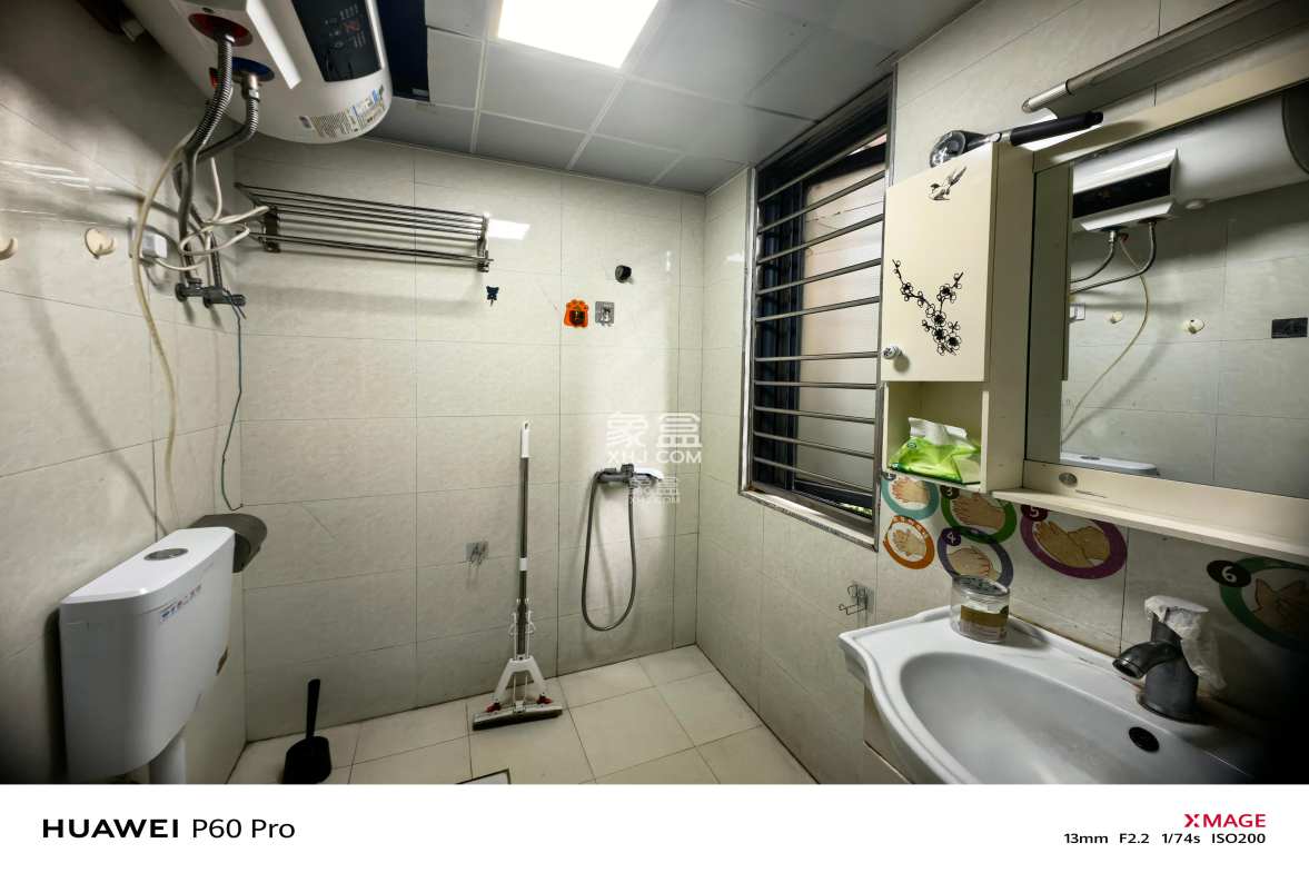 万博汇  2室1厅1卫    2000.0元/月 万博汇  2室1厅1卫    2000.0元/月室内图