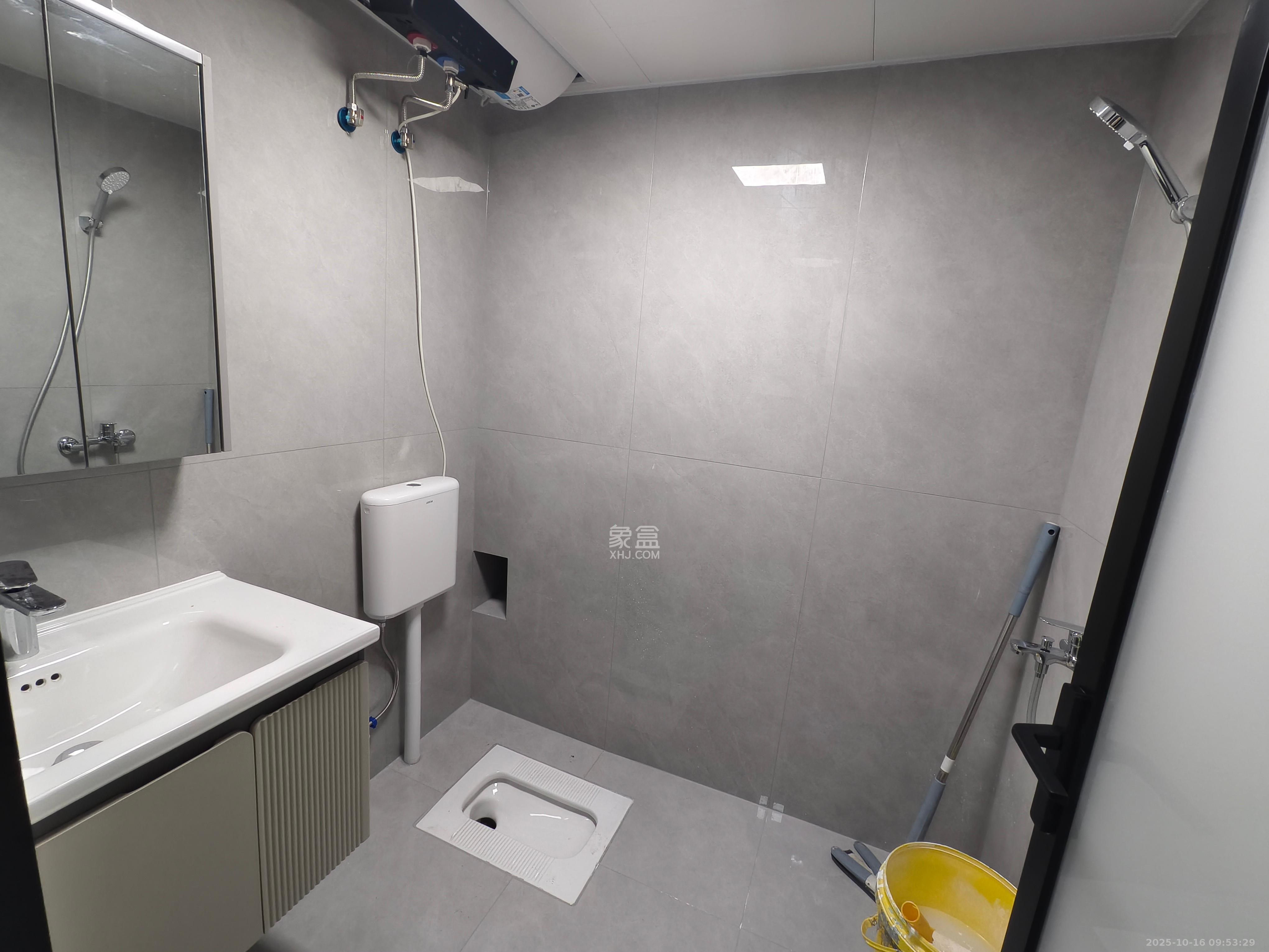 花漾年华(桂花园) 1室1厅1卫 1600.0元/月 花漾年华(桂花园) 1室1厅1卫 1600.0元/月室内图