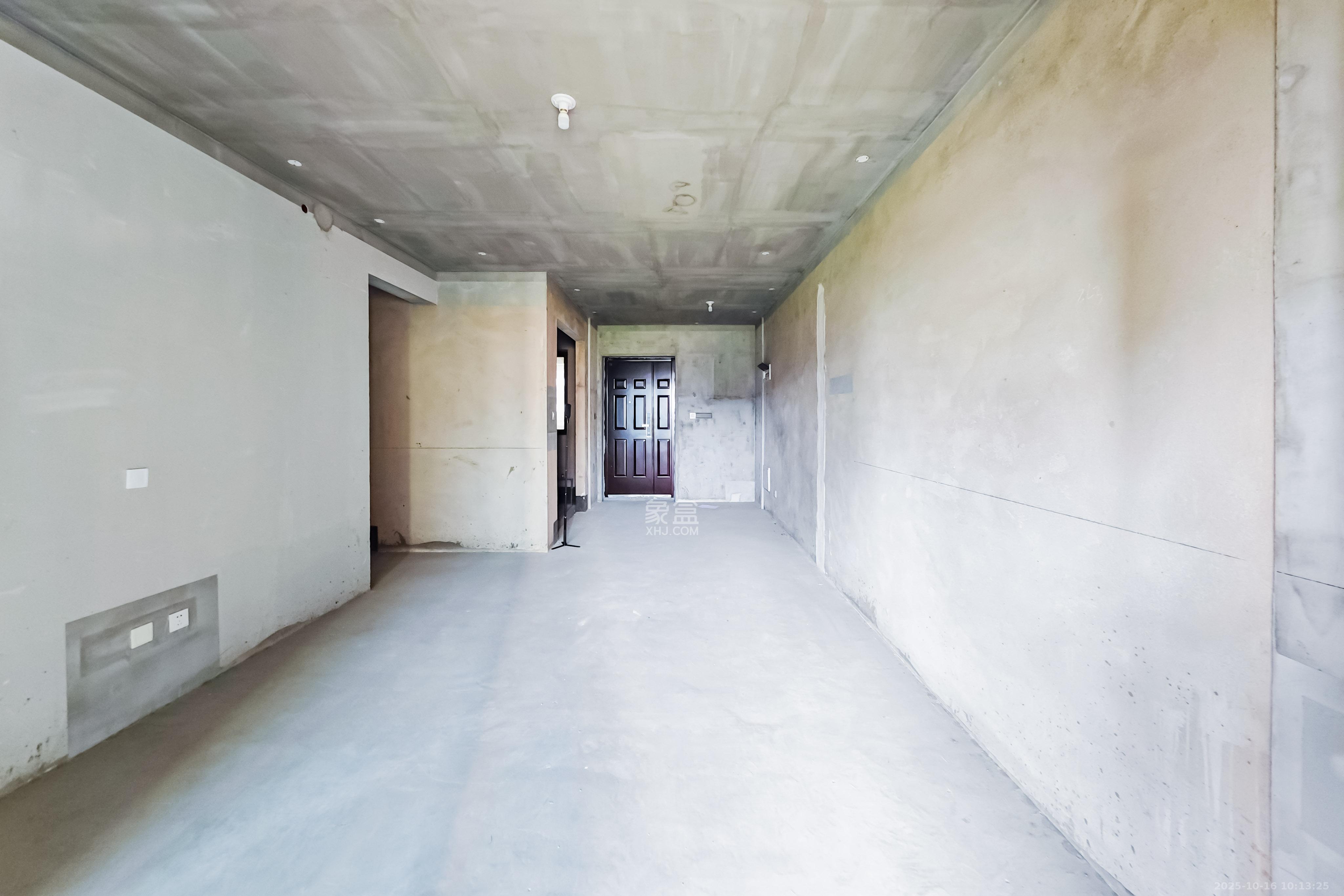 中天星耀城  3室2厅2卫    115.0万 中天星耀城  3室2厅2卫    115.0万室内图1