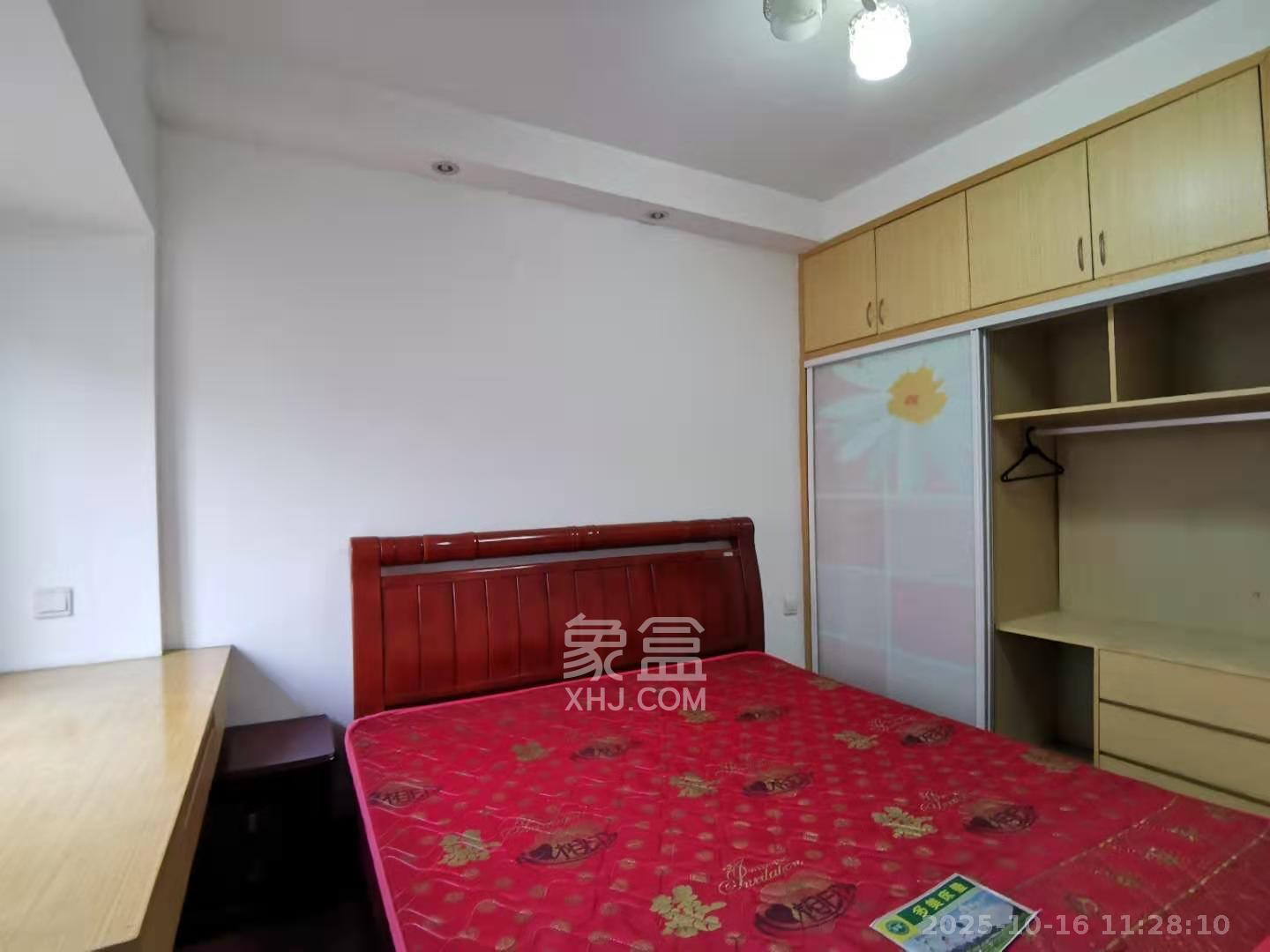 保利麓谷林语A区  2室1厅1卫    1900.0元/月 保利麓谷林语A区  2室1厅1卫    1900.0元/月室内图