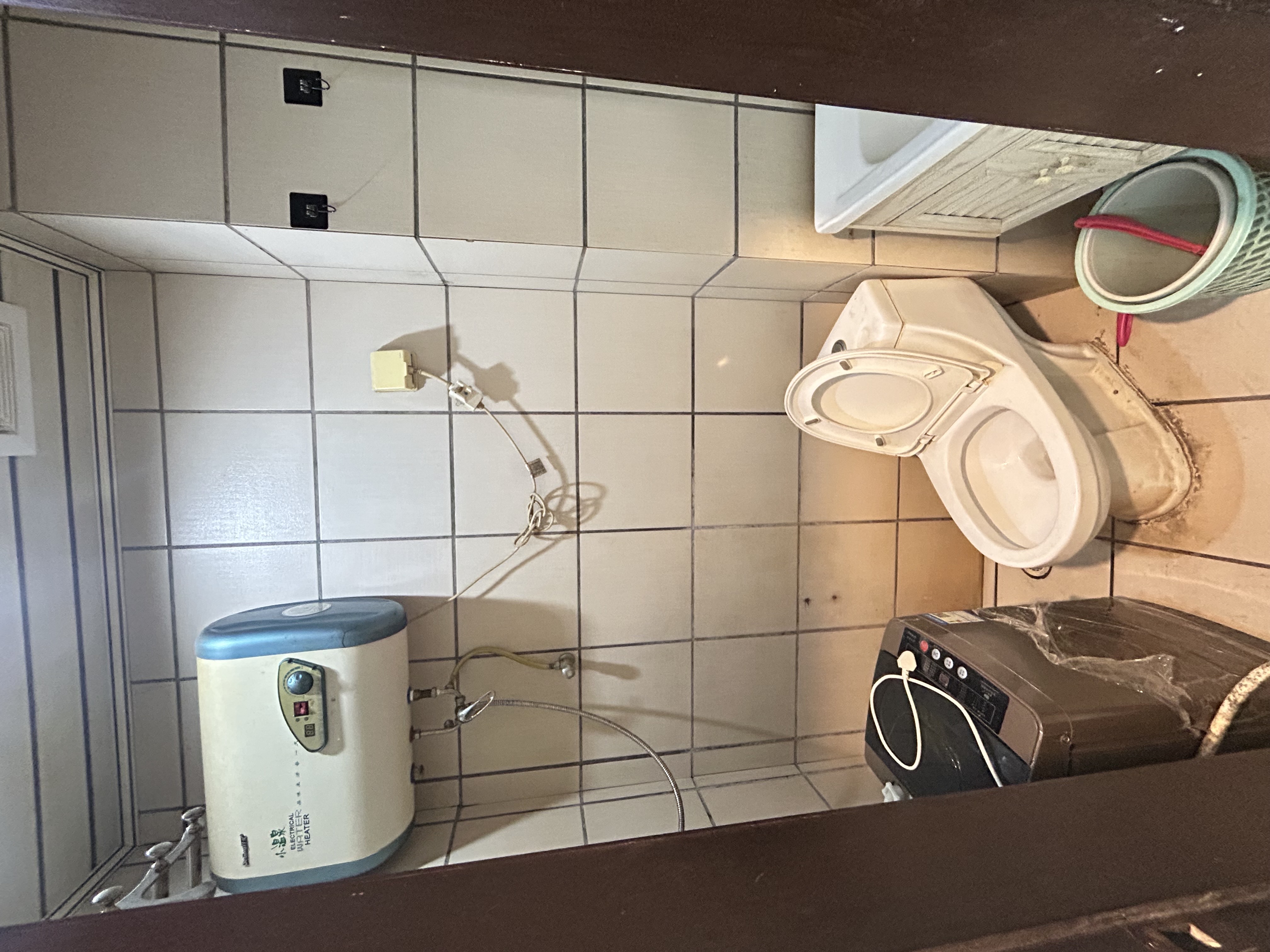 飞龙公寓  1室0厅1卫    1000.0元/月 飞龙公寓  1室0厅1卫    1000.0元/月室内图