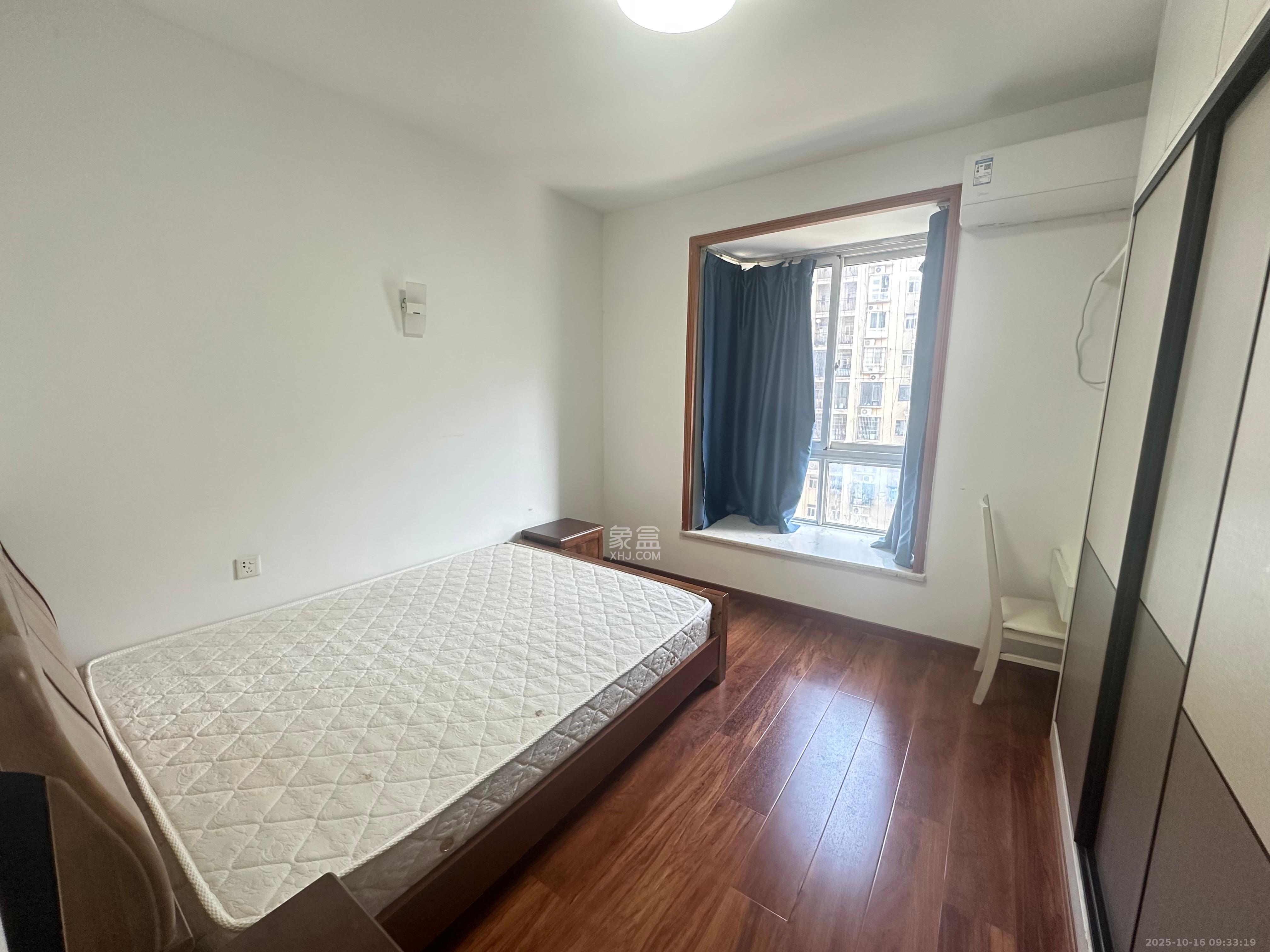 金碧文华  2室2厅1卫    2000.0元/月室内图