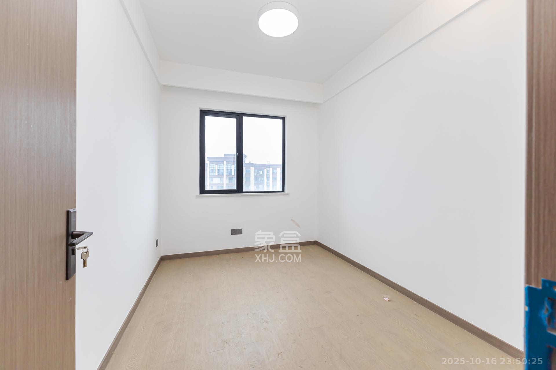 金富湘江悦城  4室2厅2卫    135.0万 金富湘江悦城  4室2厅2卫    135.0万卧室