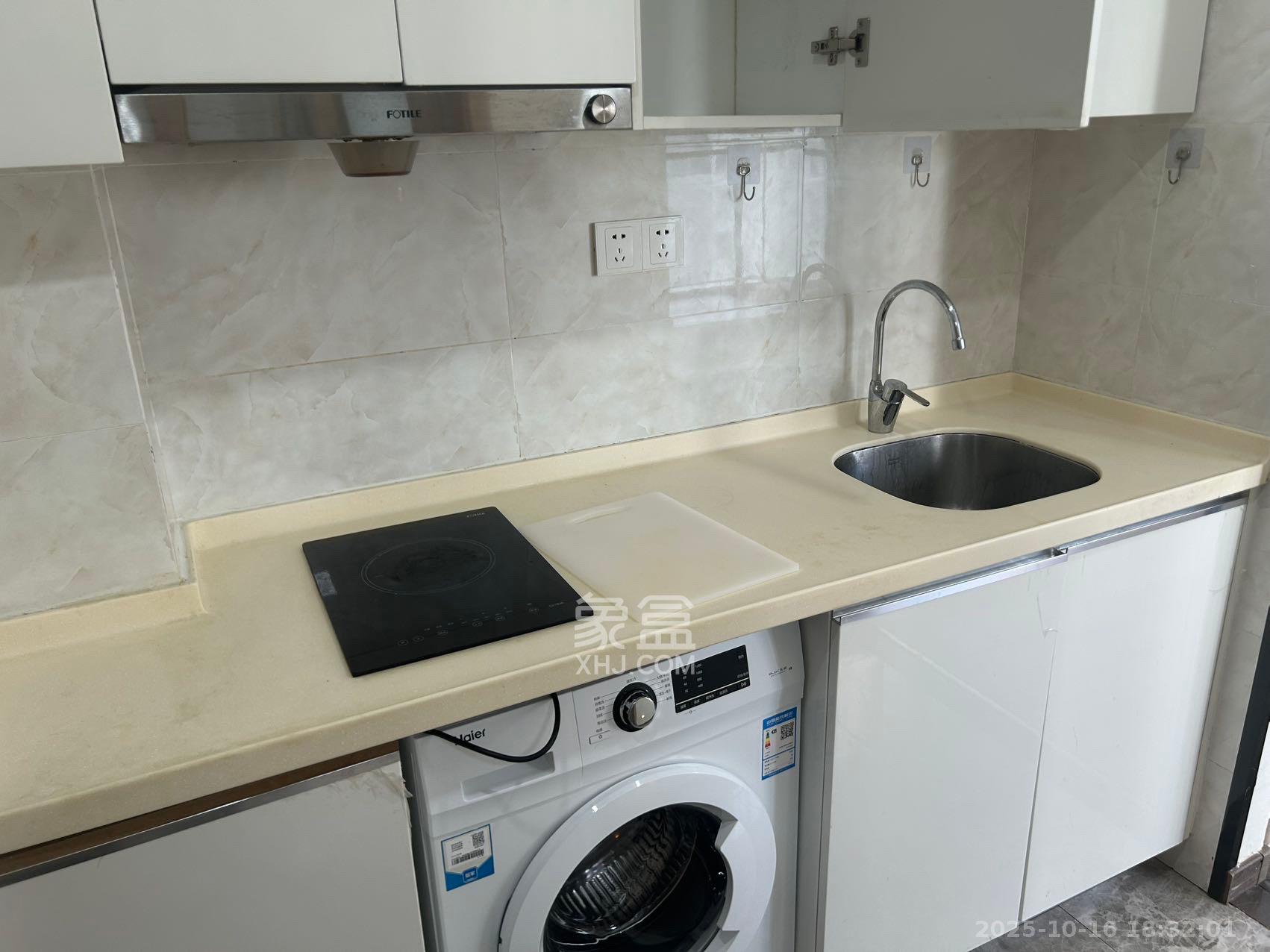 卓越浅水湾  1室0厅0卫    1500.0元/月 卓越浅水湾  1室0厅0卫    1500.0元/月室内图