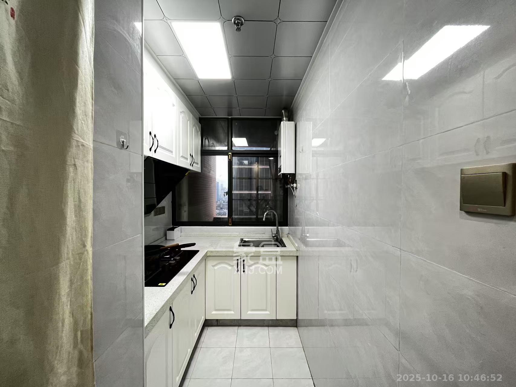 天健城  2室1厅1卫    2800.0元/月室内图